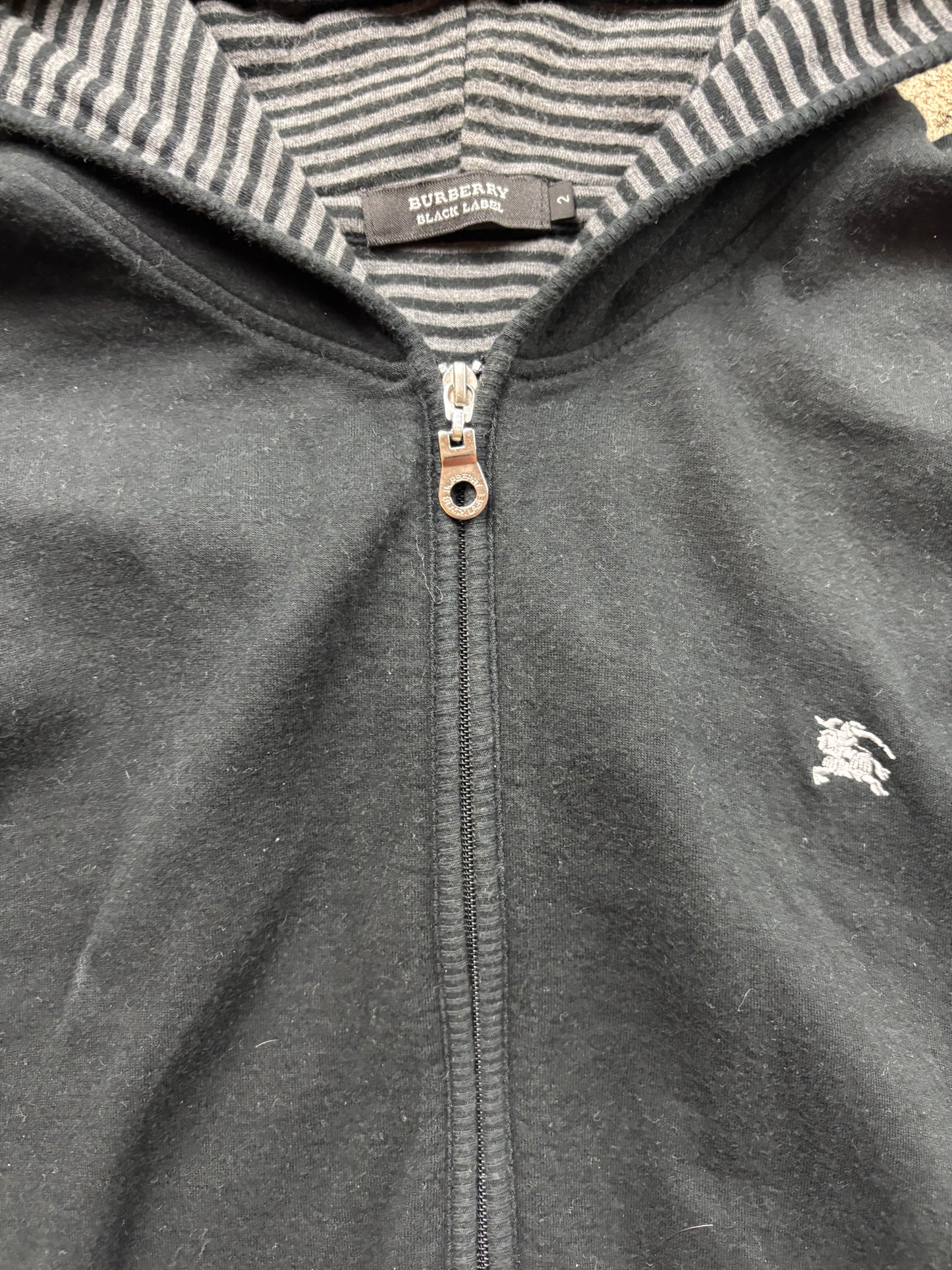 BURBERRY BLACK ZIP UP HOODIE (S)