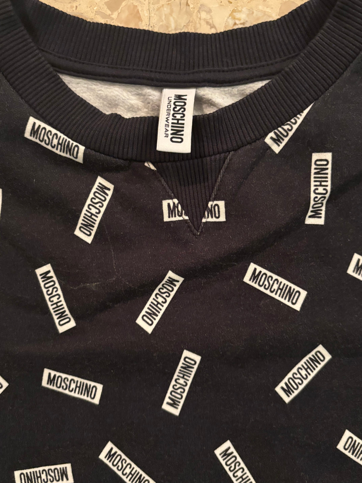 MOSCHINO MONOGRAM T-SHIRT (S)