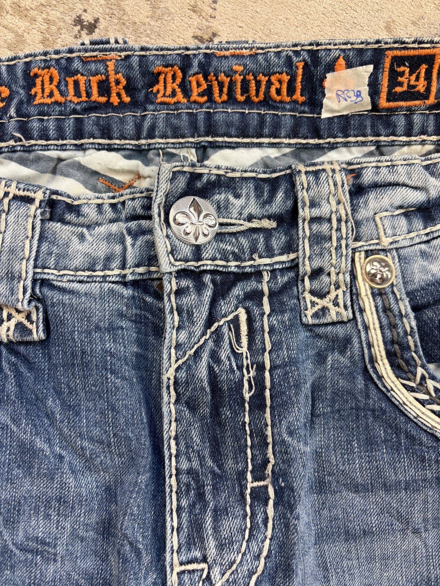 ROCK REVIVAL JEANS W34 L32 #RR39