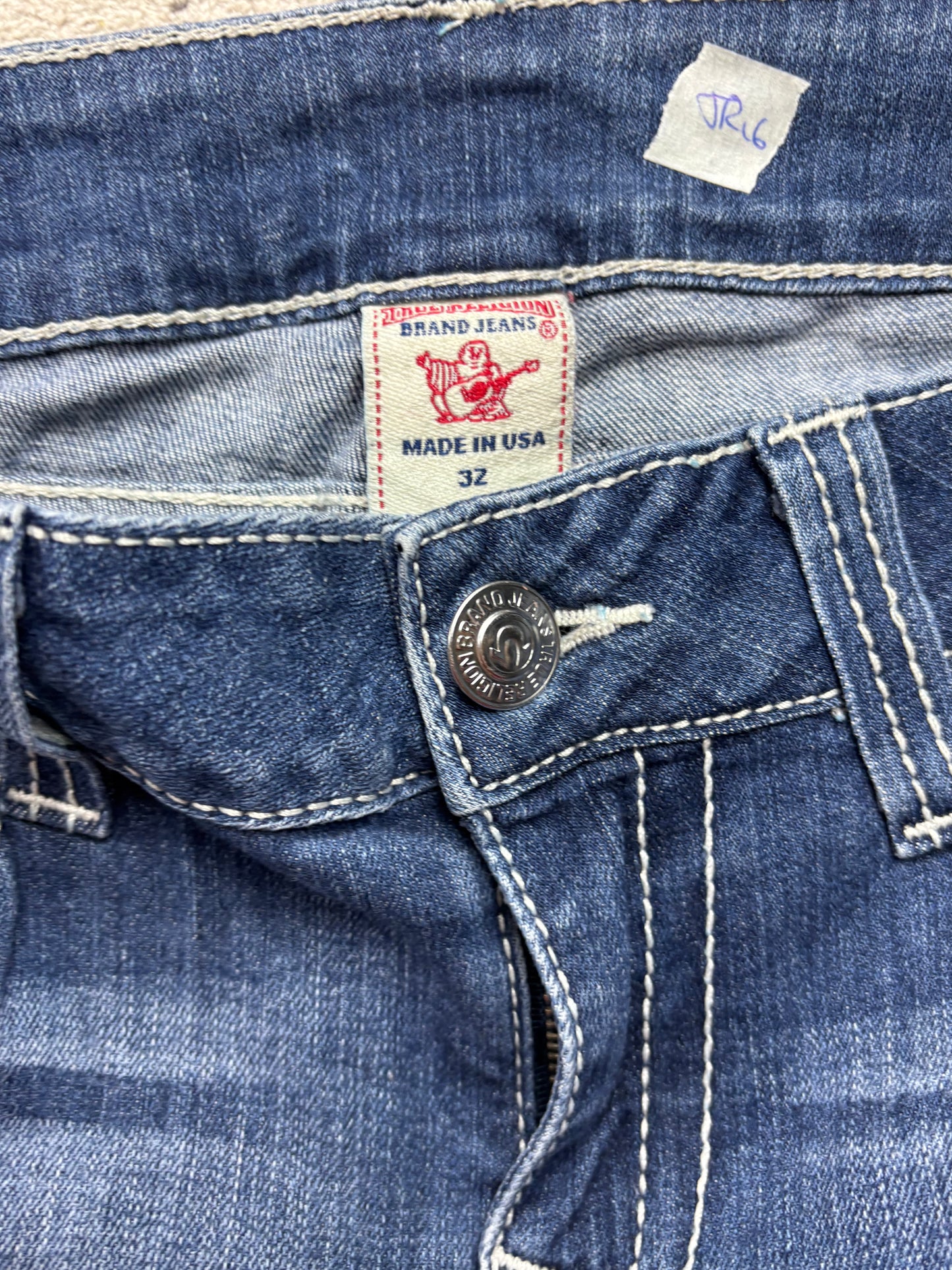 TRUE RELIGION JEANS W30 L32 #TR17