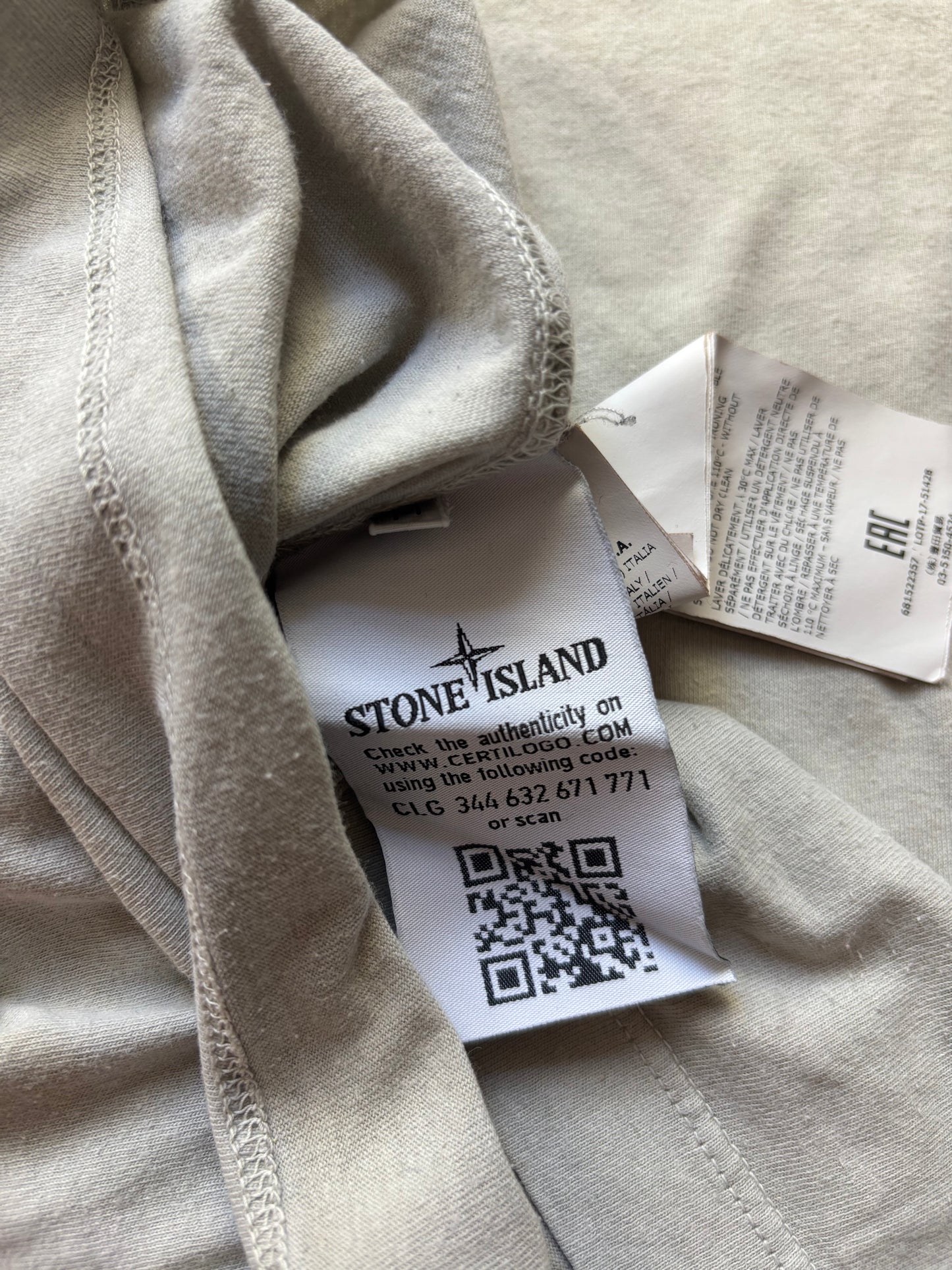 STONE ISLAND T-SHIRT (M)
