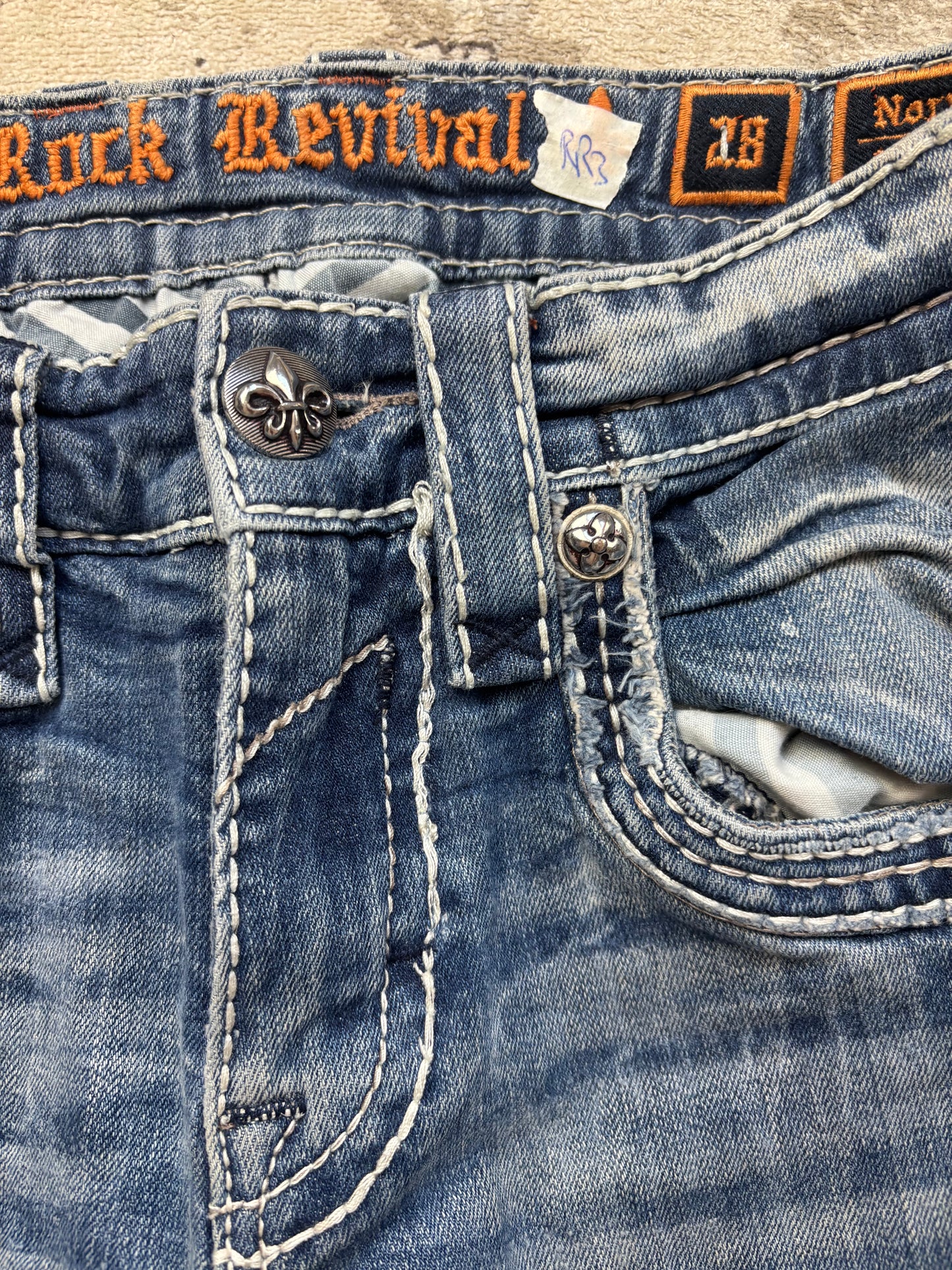 ROCK REVIVAL JEANS W28 L32 #RR3