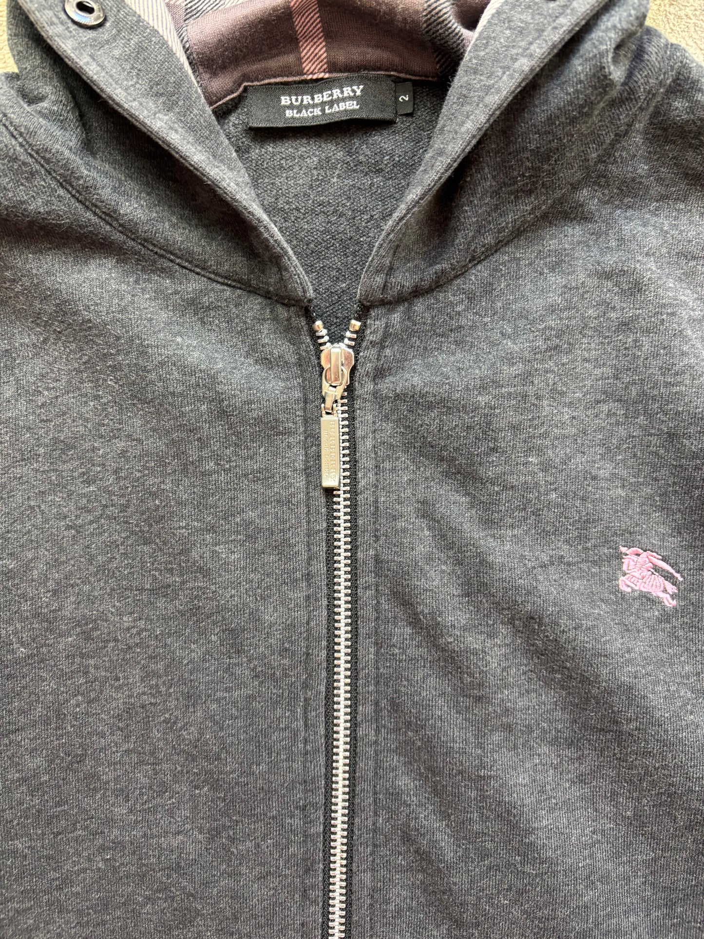 BURBERRY BLACK ZIP UP HOODIE (S)