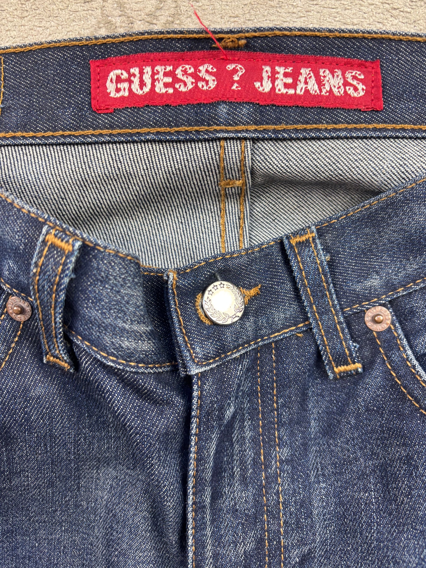 GUESS JEANS W26 L32