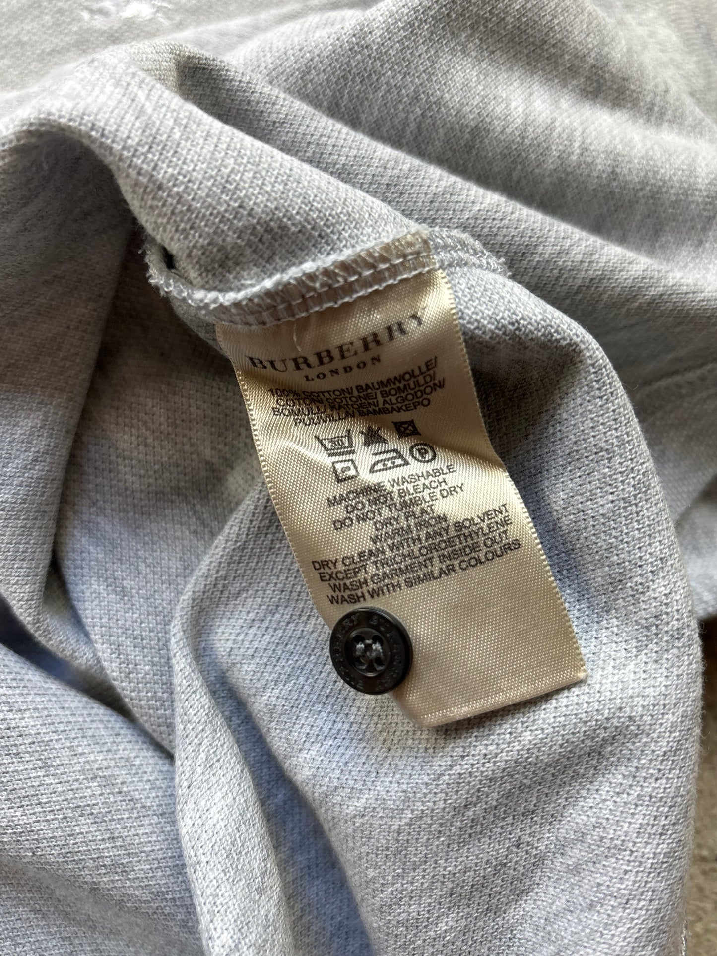BURBERRY GREY POLO SHIRT (L)