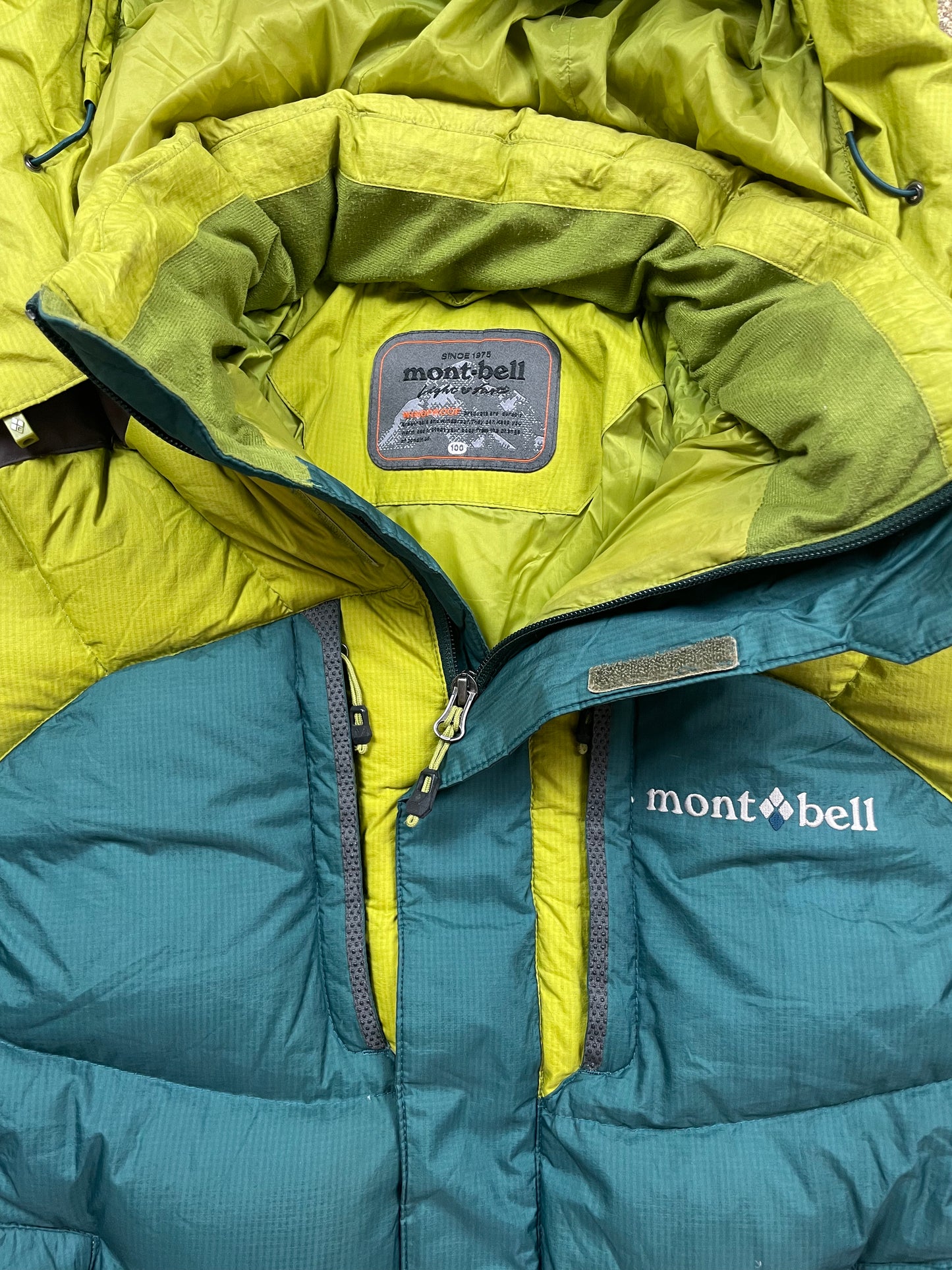 MONTBELL GREEN PUFFER JACKET (S)