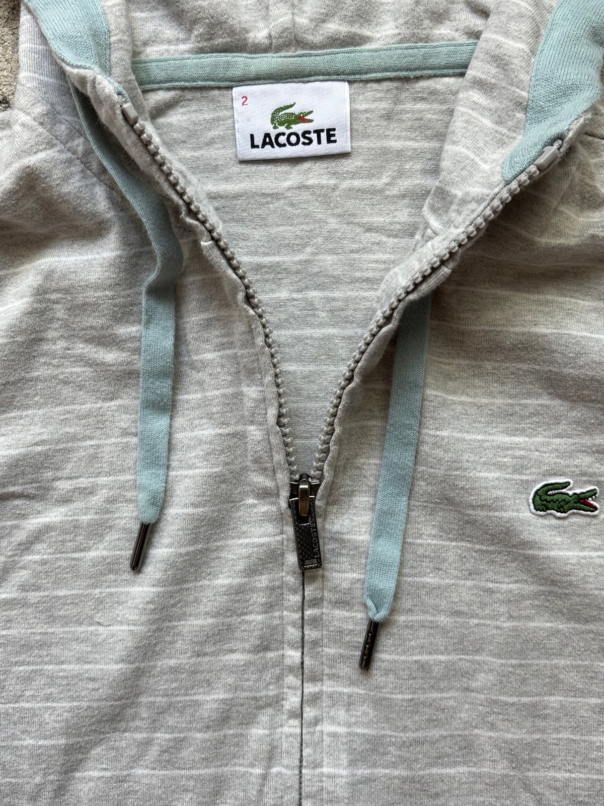 LACOSTE GREY ZIP UP HOODIE (S)