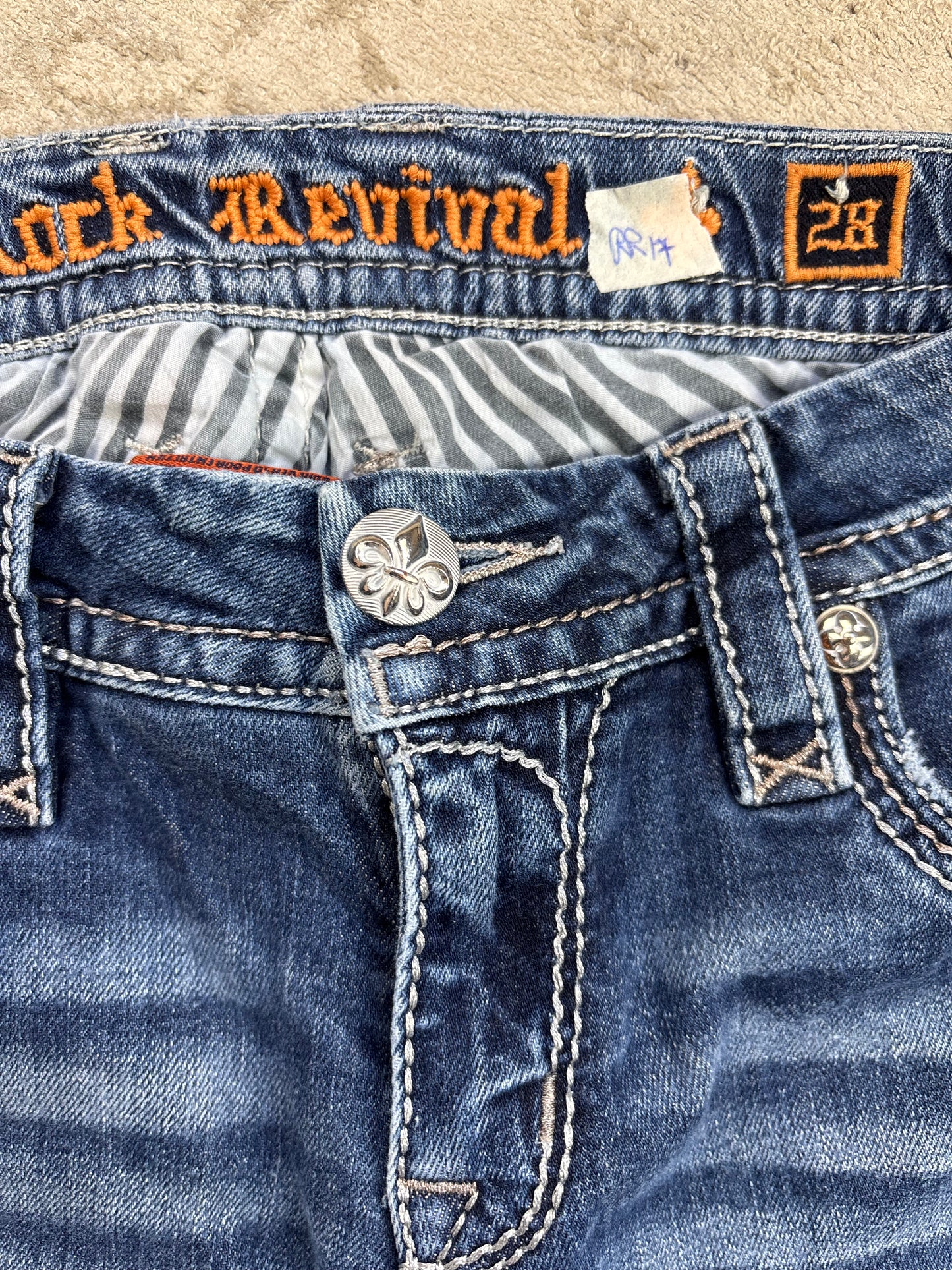 ROCK REVIVAL JEANS W28 L32 #RR17