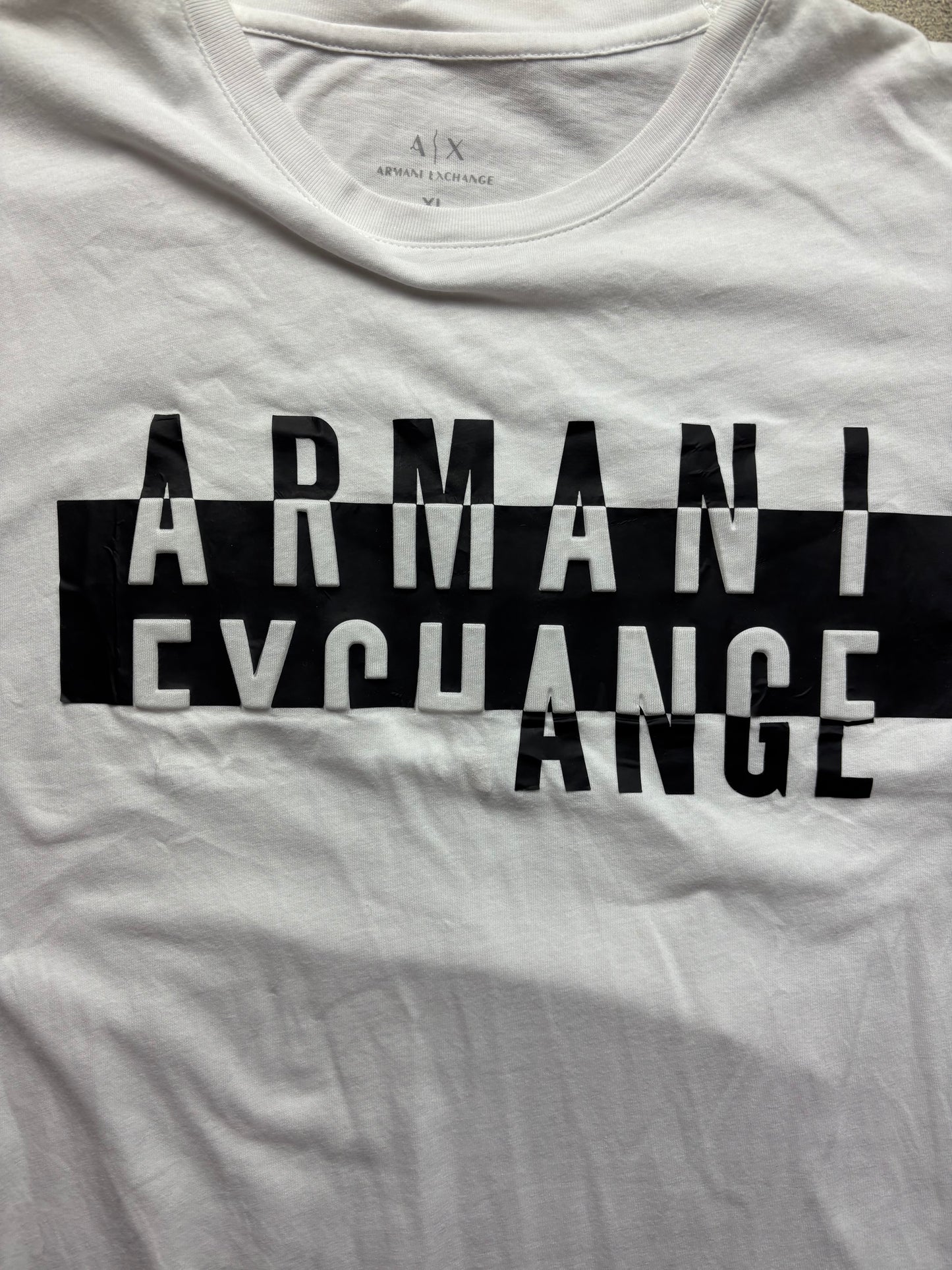 ARMANI WHITE T-SHIRT (L)