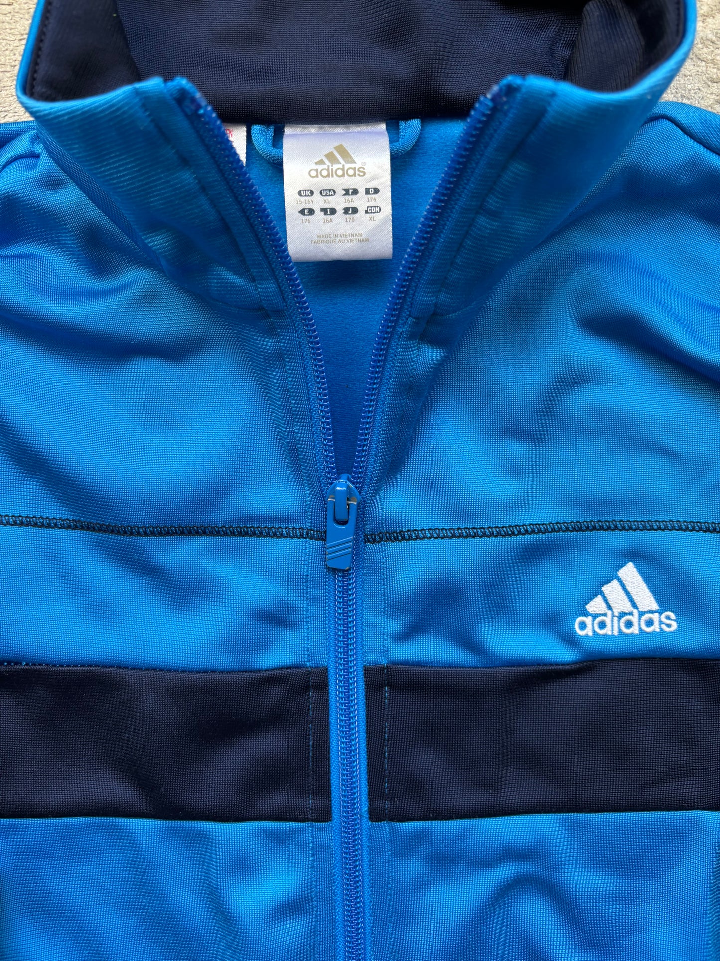 ADIDAS ZIP UP VEST (M)