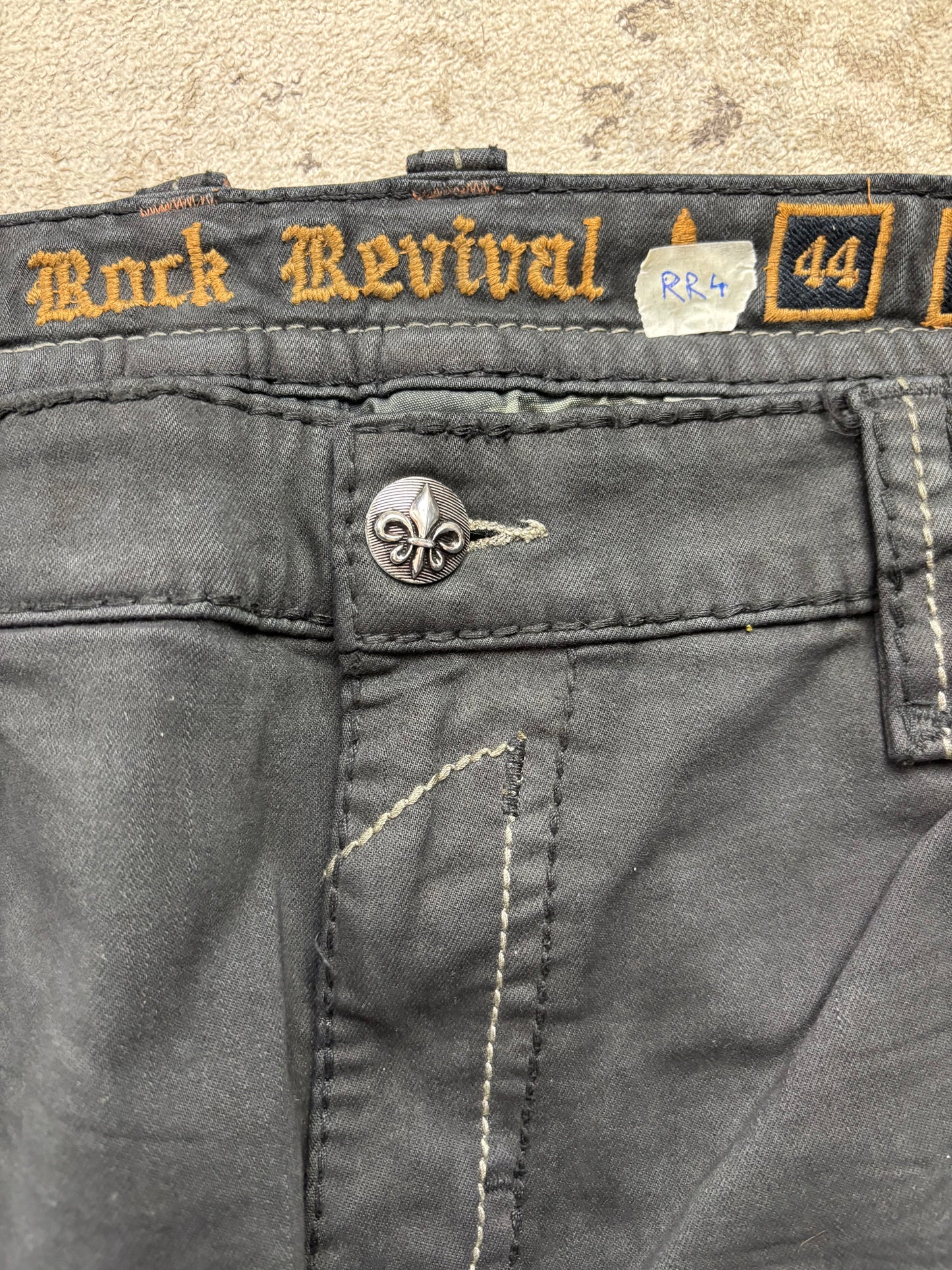 ROCK REVIVAL JEANS W44 L34 #RR4
