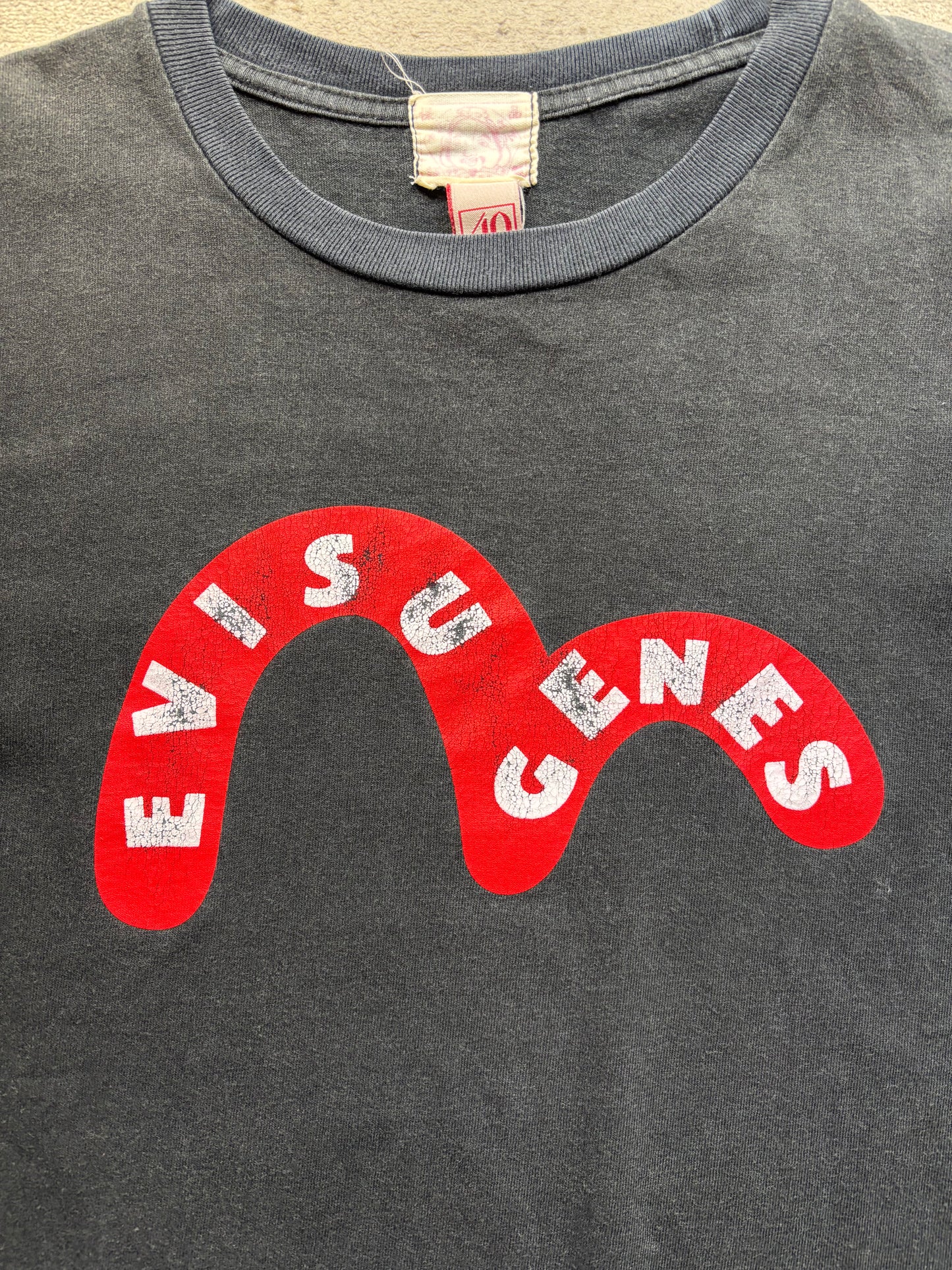 EVISU BLACK T-SHIRT (L)