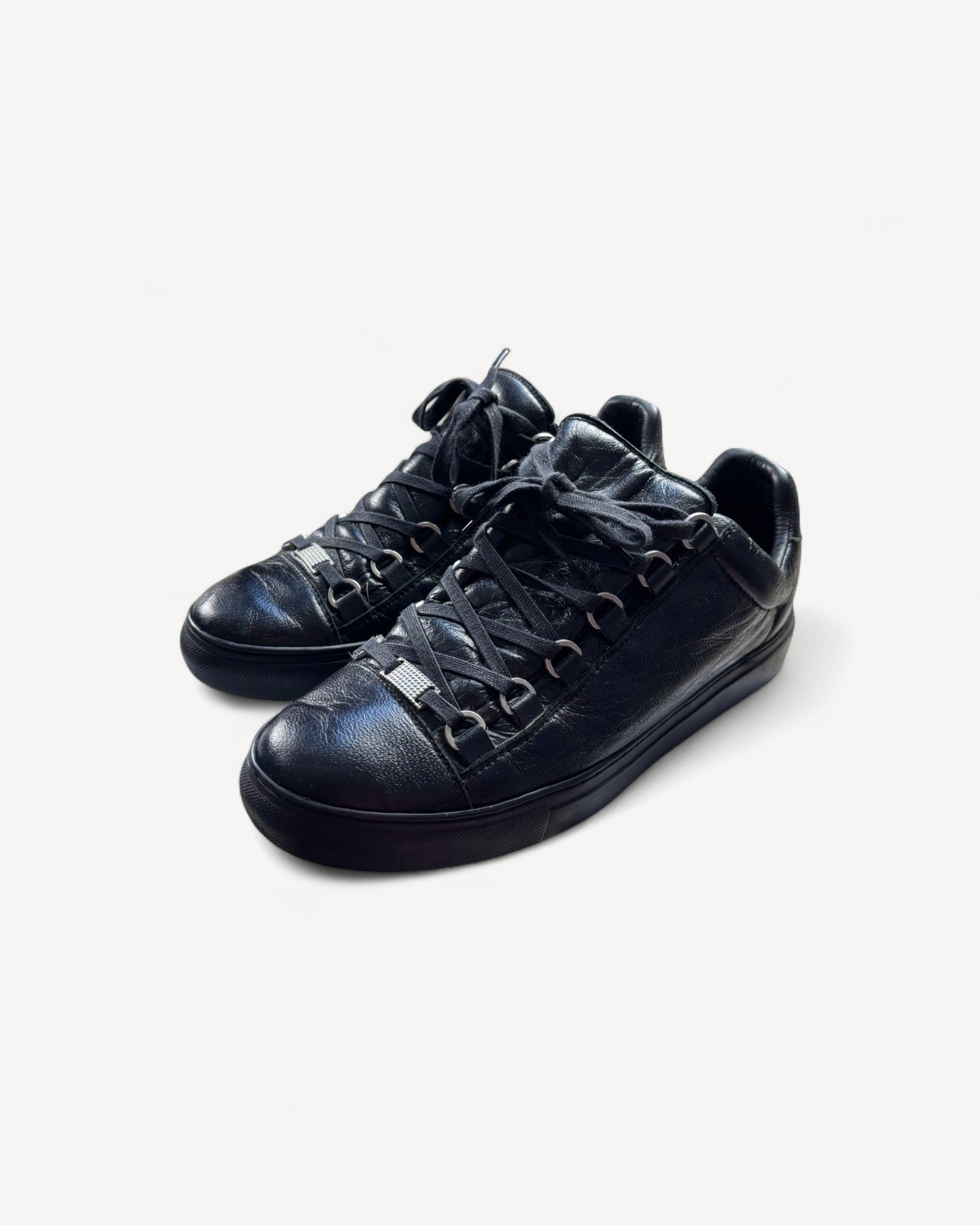 BALENCIAGA ARENA SNEAKER (40/41) – ONLYPANTS61