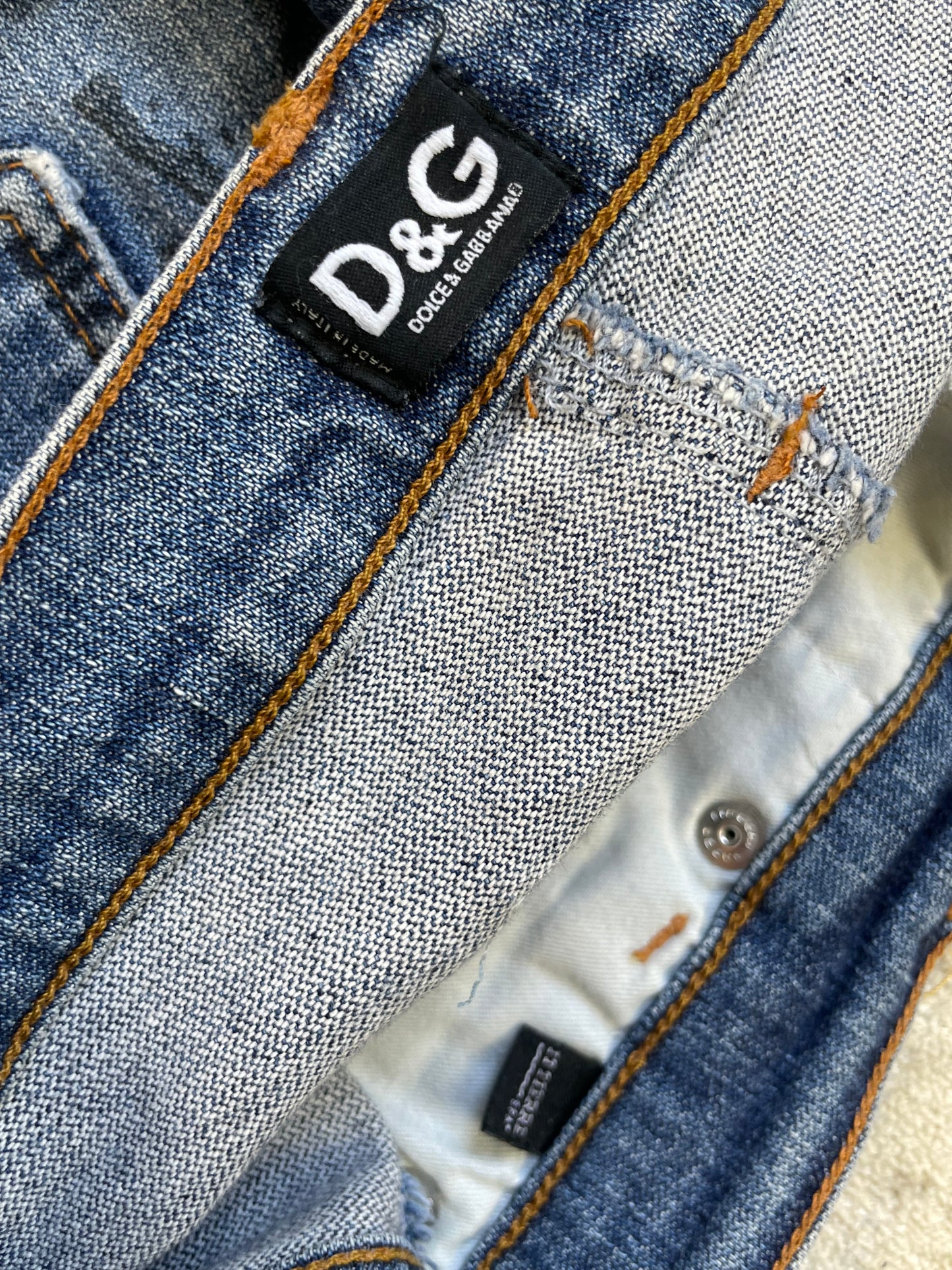 DOLCE & GABBANA JEANS W30 L30