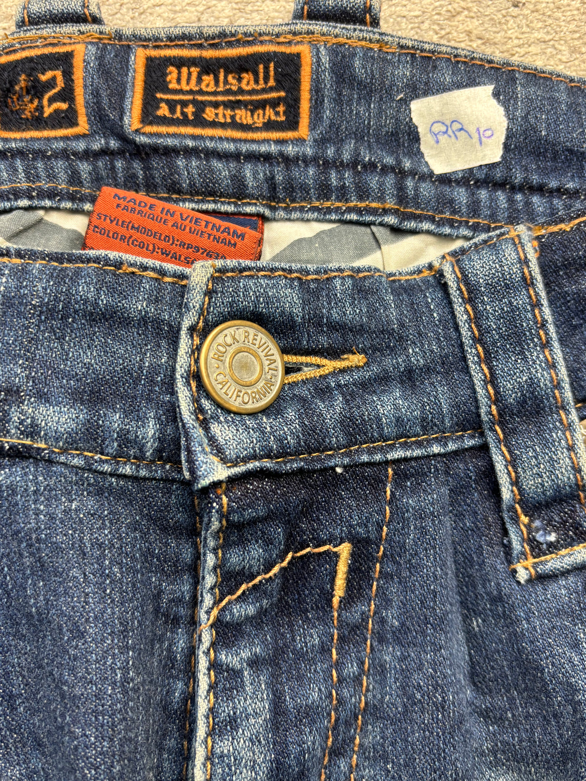 ROCK REVIVAL JEANS W34 L34 #RR10