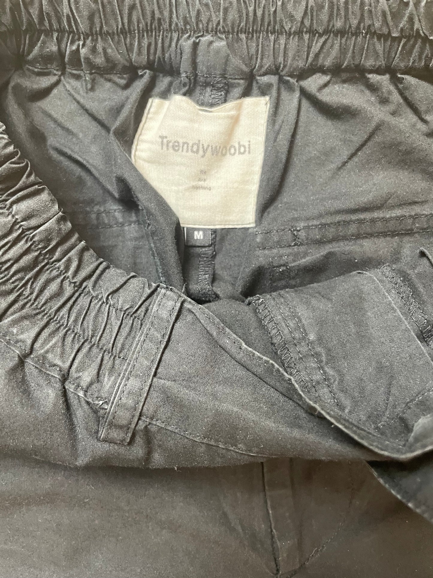 TRENDYWOBI CARGO PANTS (M)