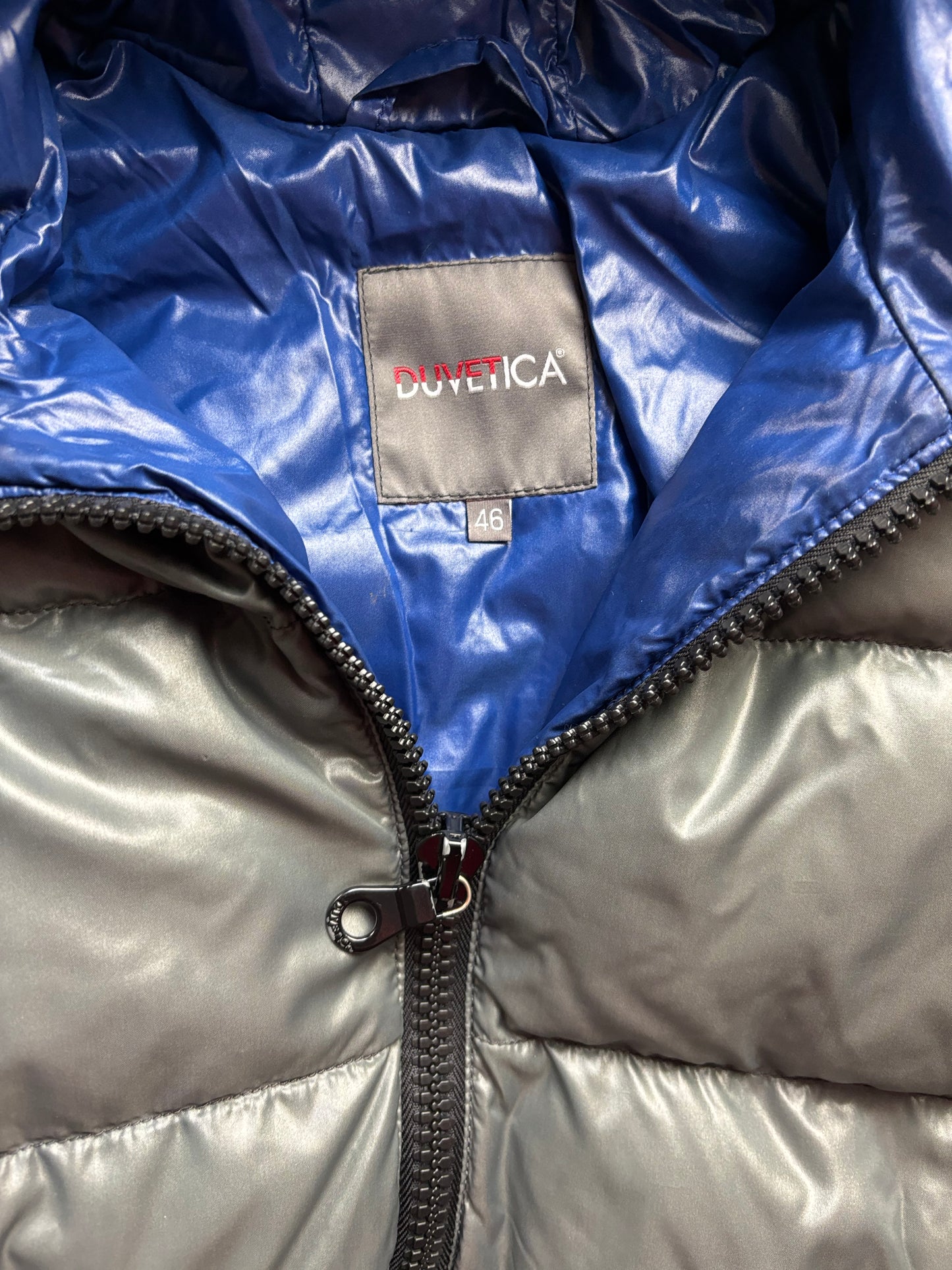 DUVETICA GREY PUFFER JACKET (M)