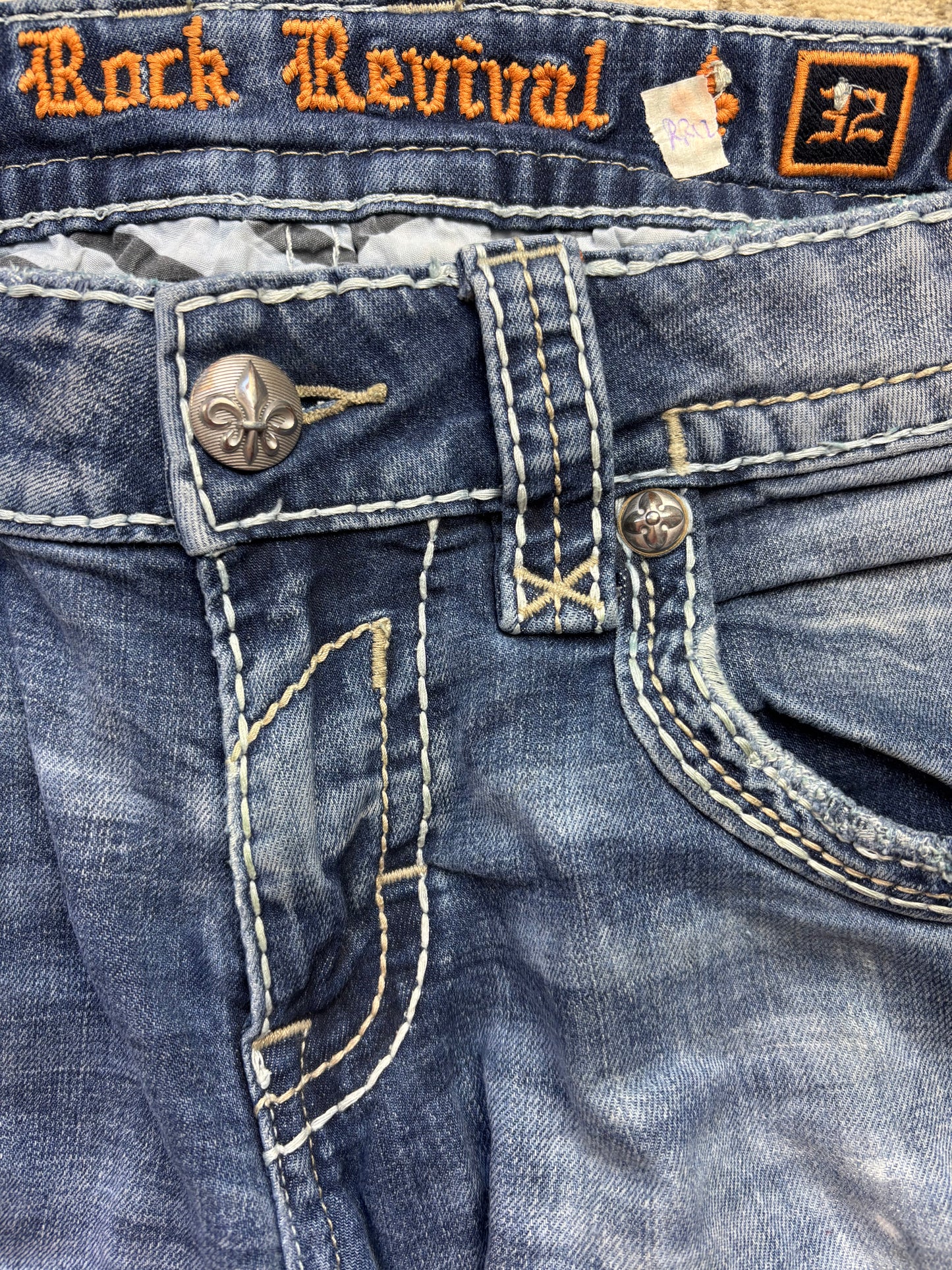 ROCK REVIVAL JEANS W32 L32 #RR12