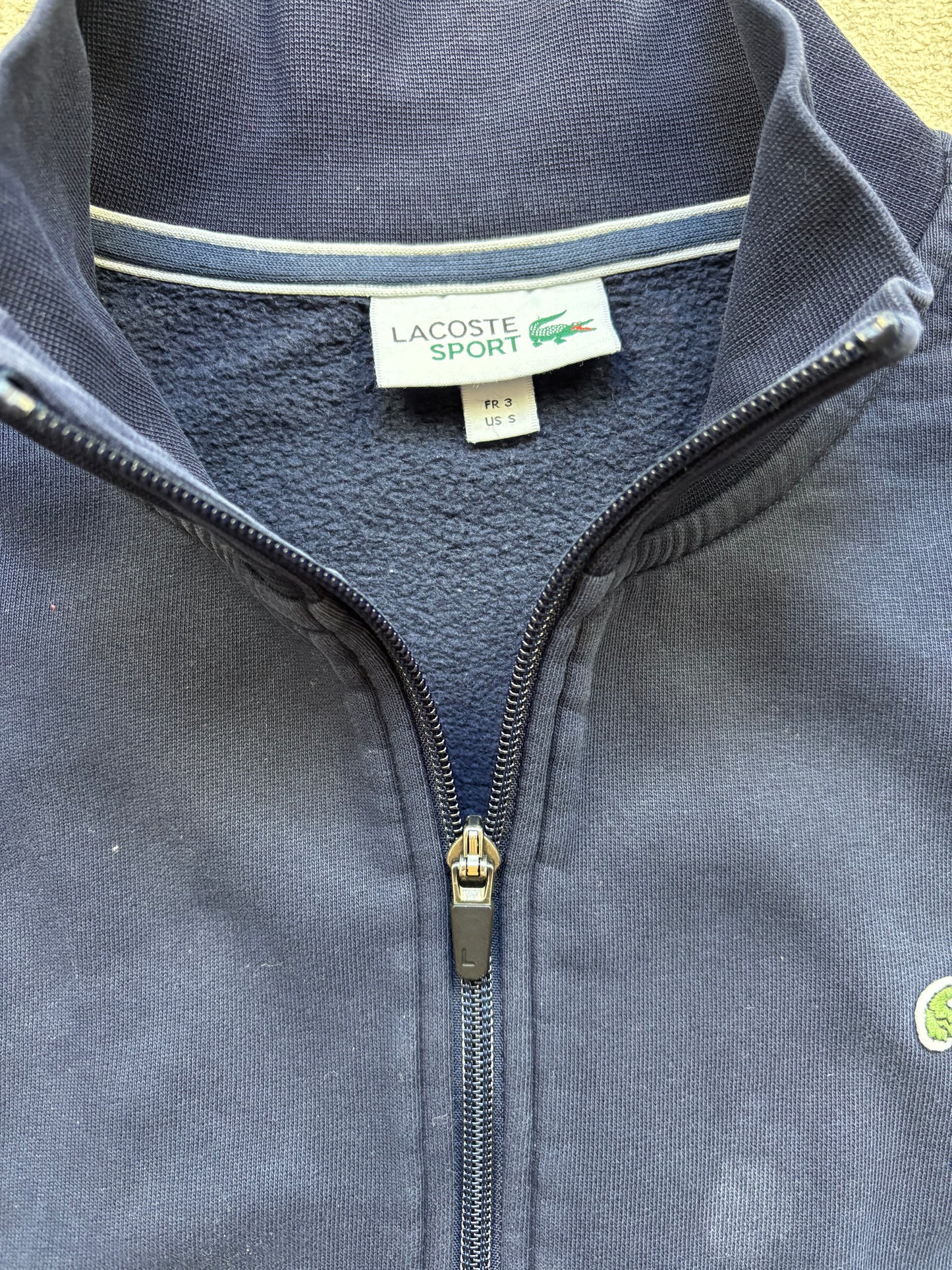 LACOSTE ZIP UP VEST (M)