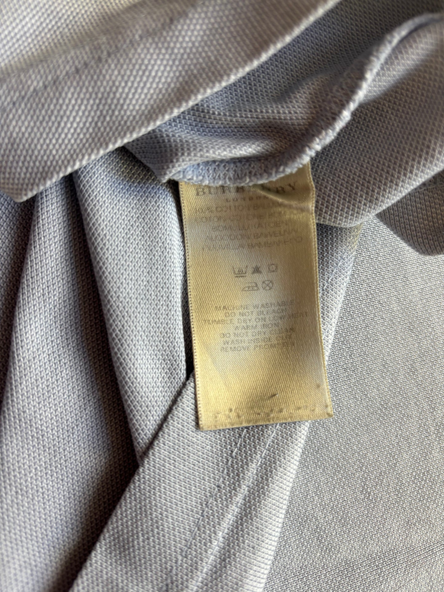 BURBERRY GREY POLO SHIRT (M)