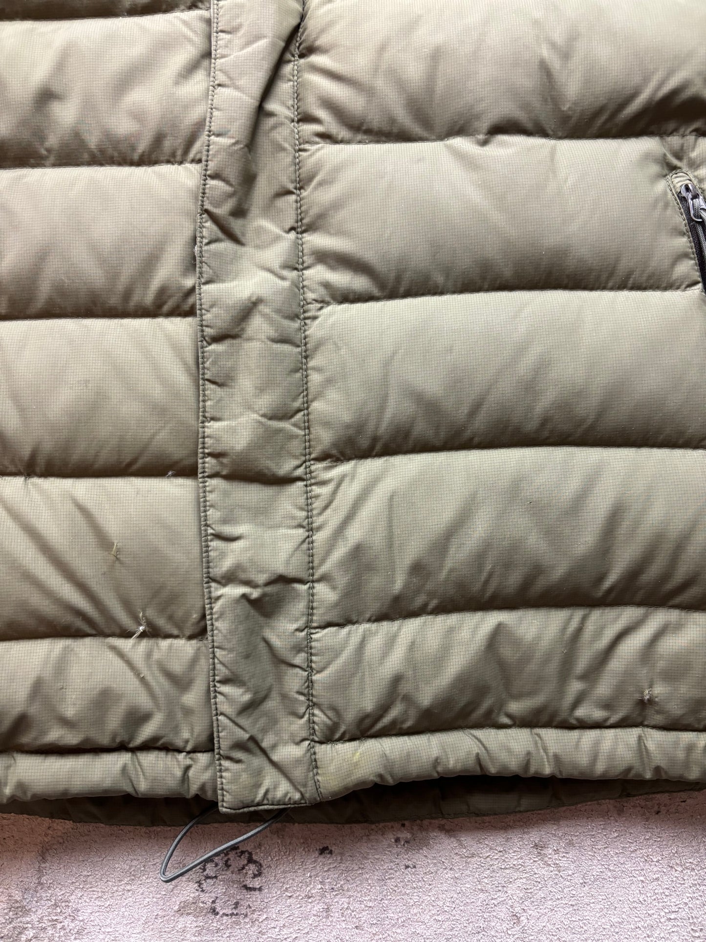 TNF PUFFER VEST (XL)