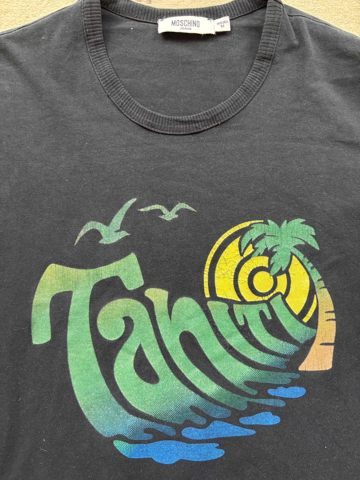 MOSCHINO T-SHIRT (M)