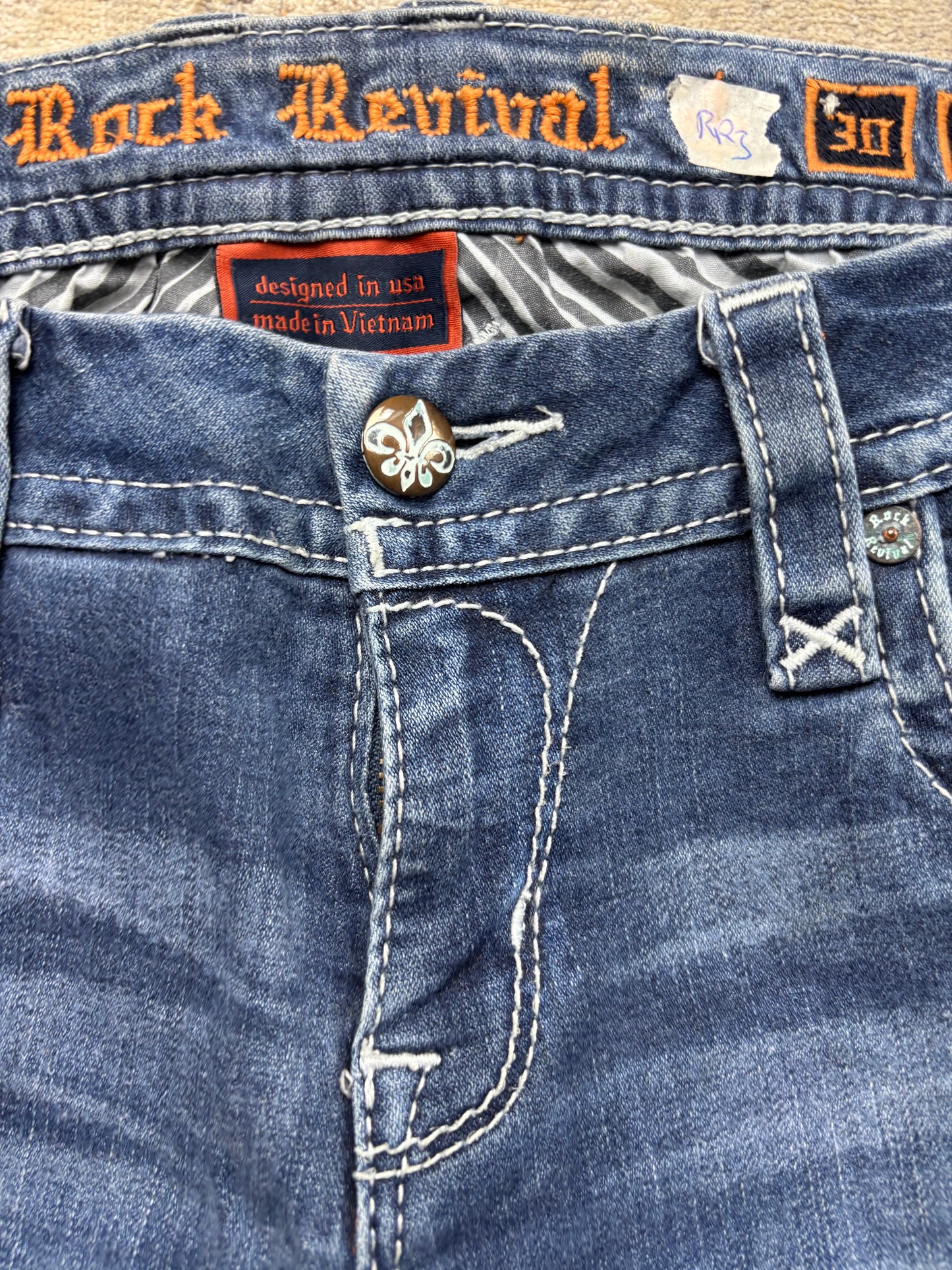 ROCK REVIVAL JEANS W30 L32 #RR3