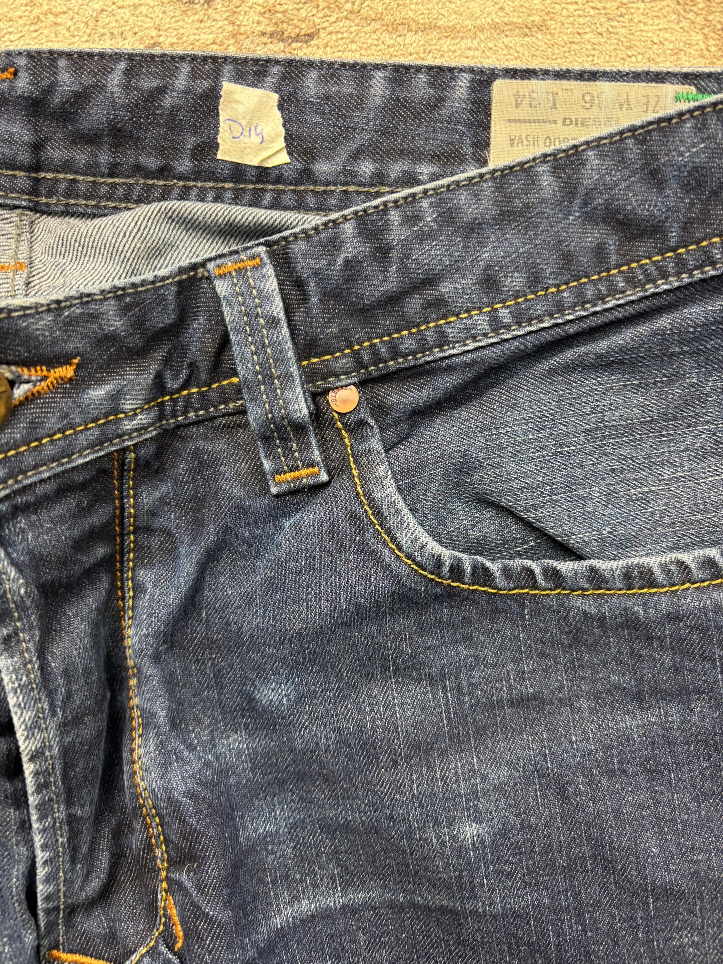 DIESEL JEANS W36 L32 #D14