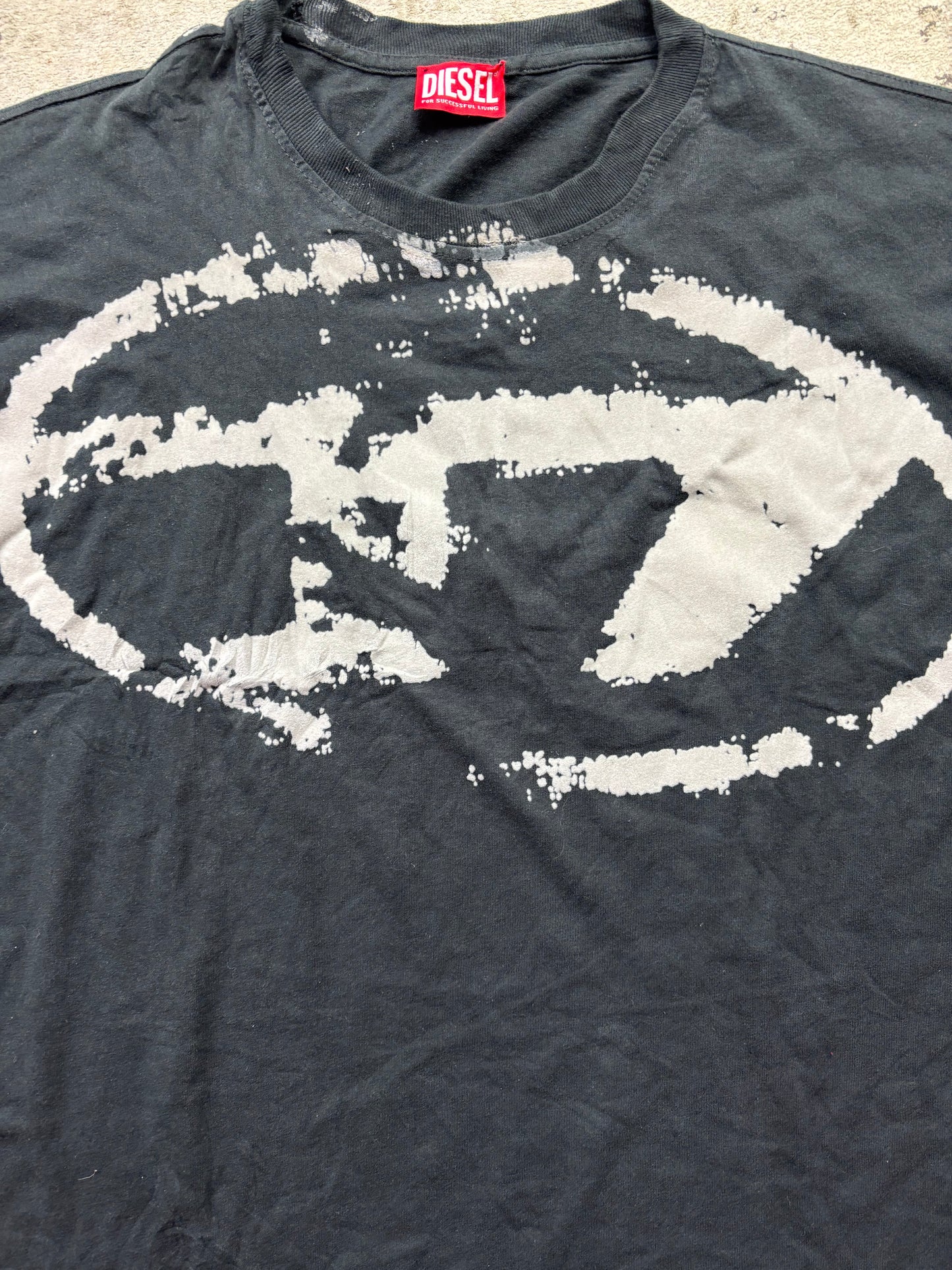 DIESEL T-SHIRT (XL)