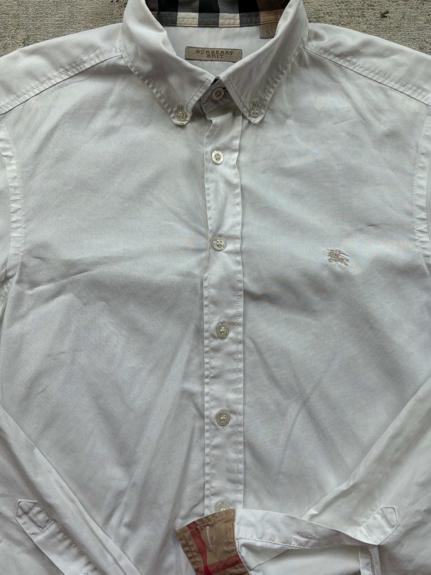 BURBERRY WHITE SHIRT (S)