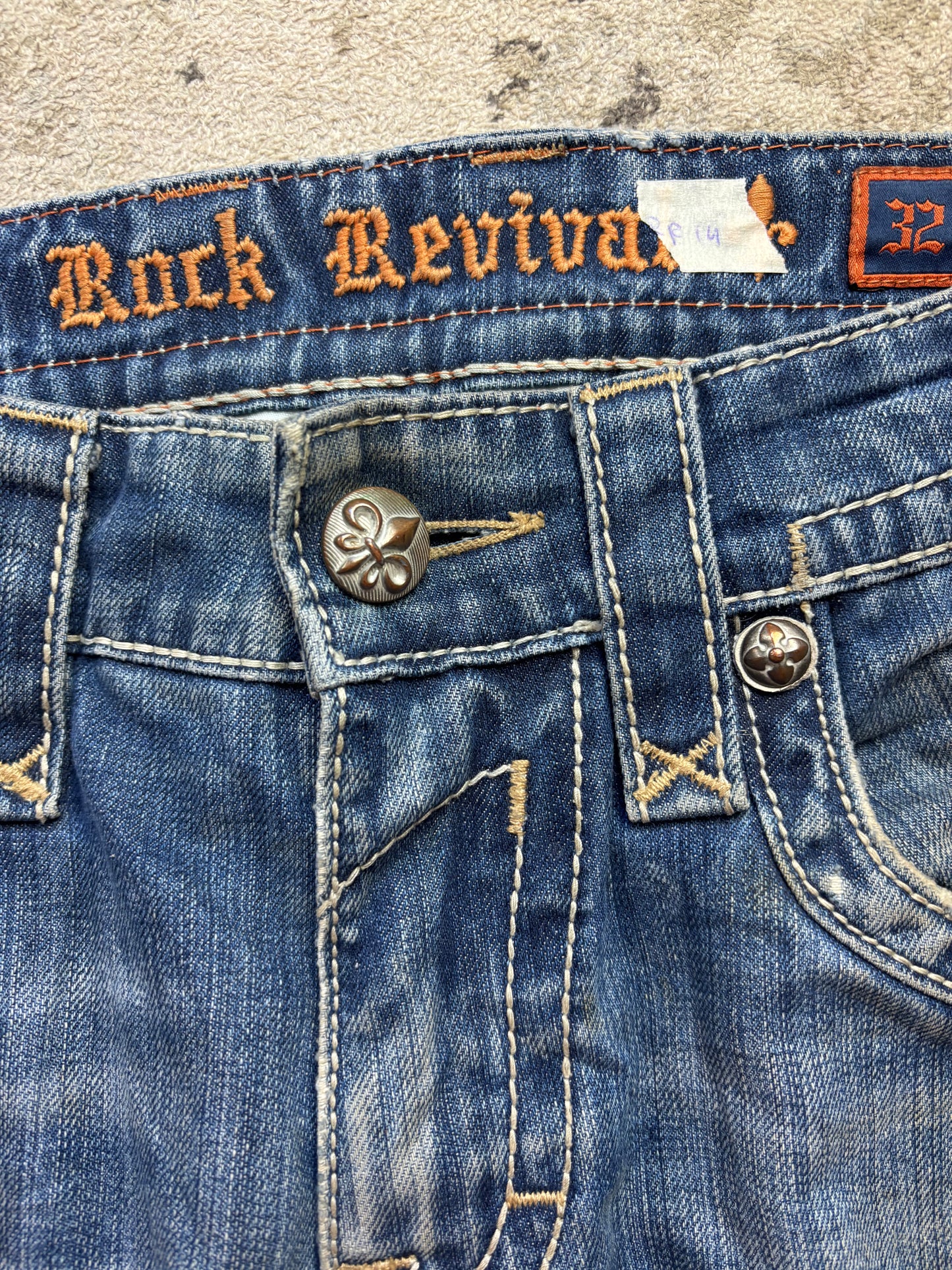 ROCK REVIVAL JEANS W32 L30 #RR14