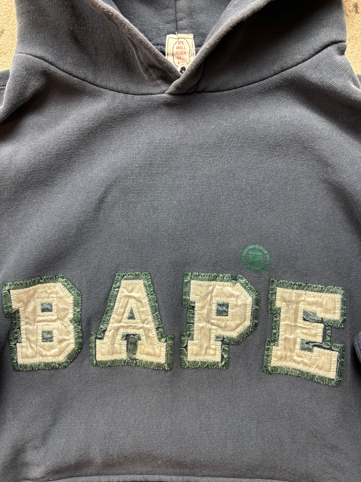 BAPE NAVY HOODIE (L)