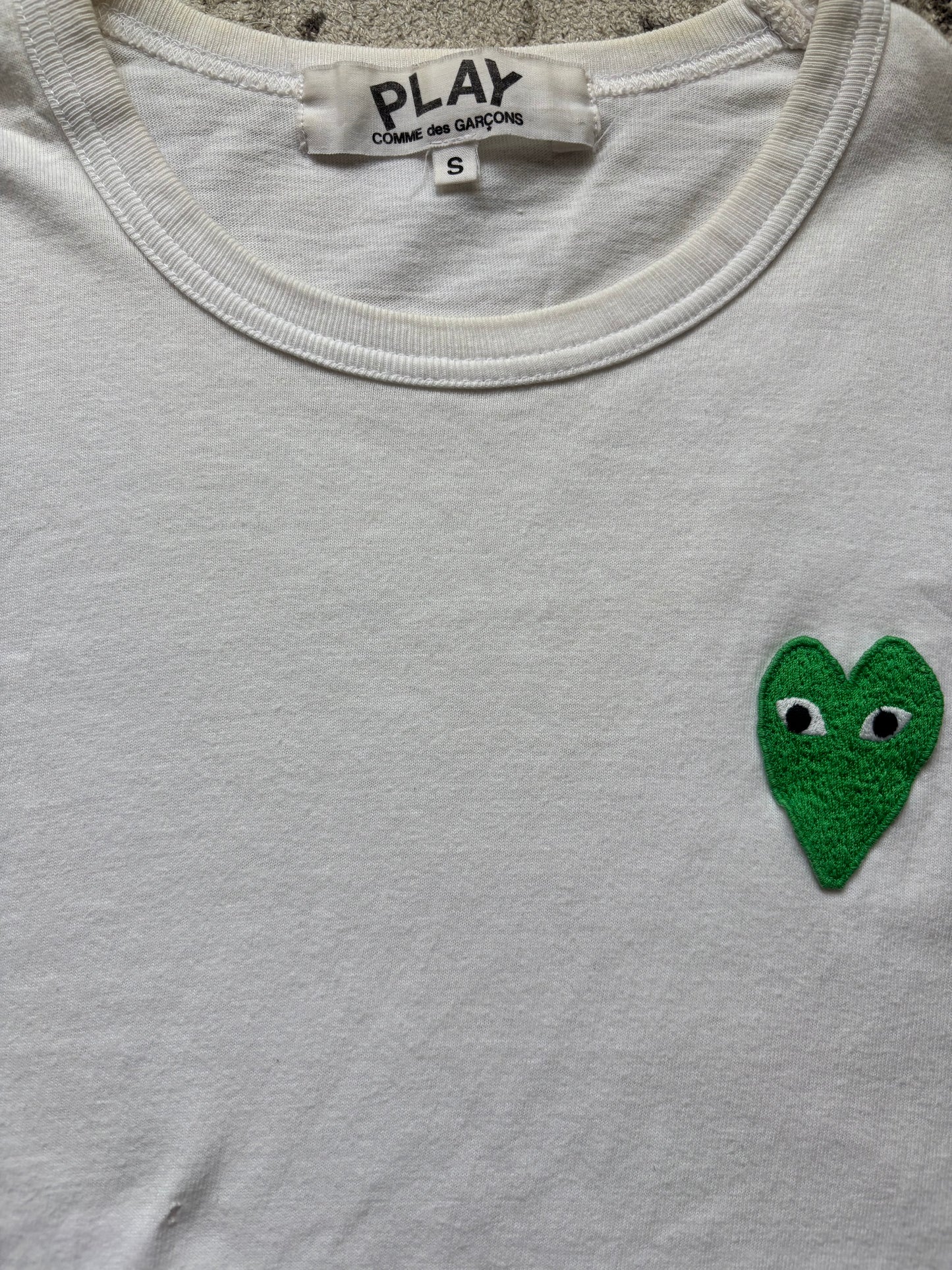 CDG PLAY WHITE T-SHIRT (S)
