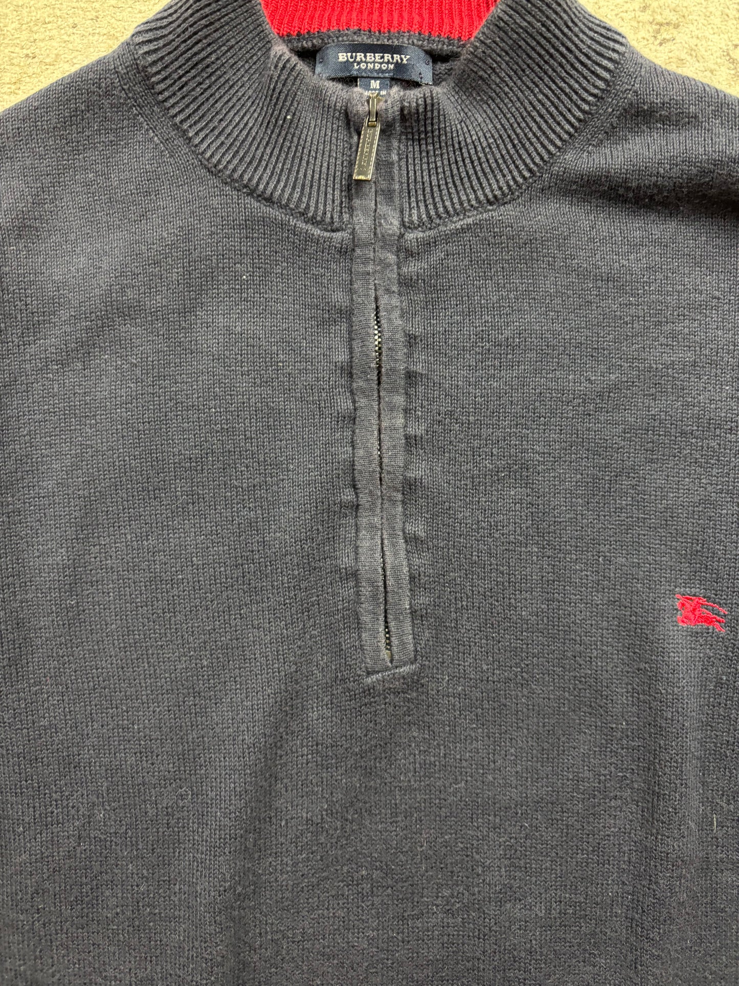 BURBERRY HALF ZIP UP KNIT (M)
