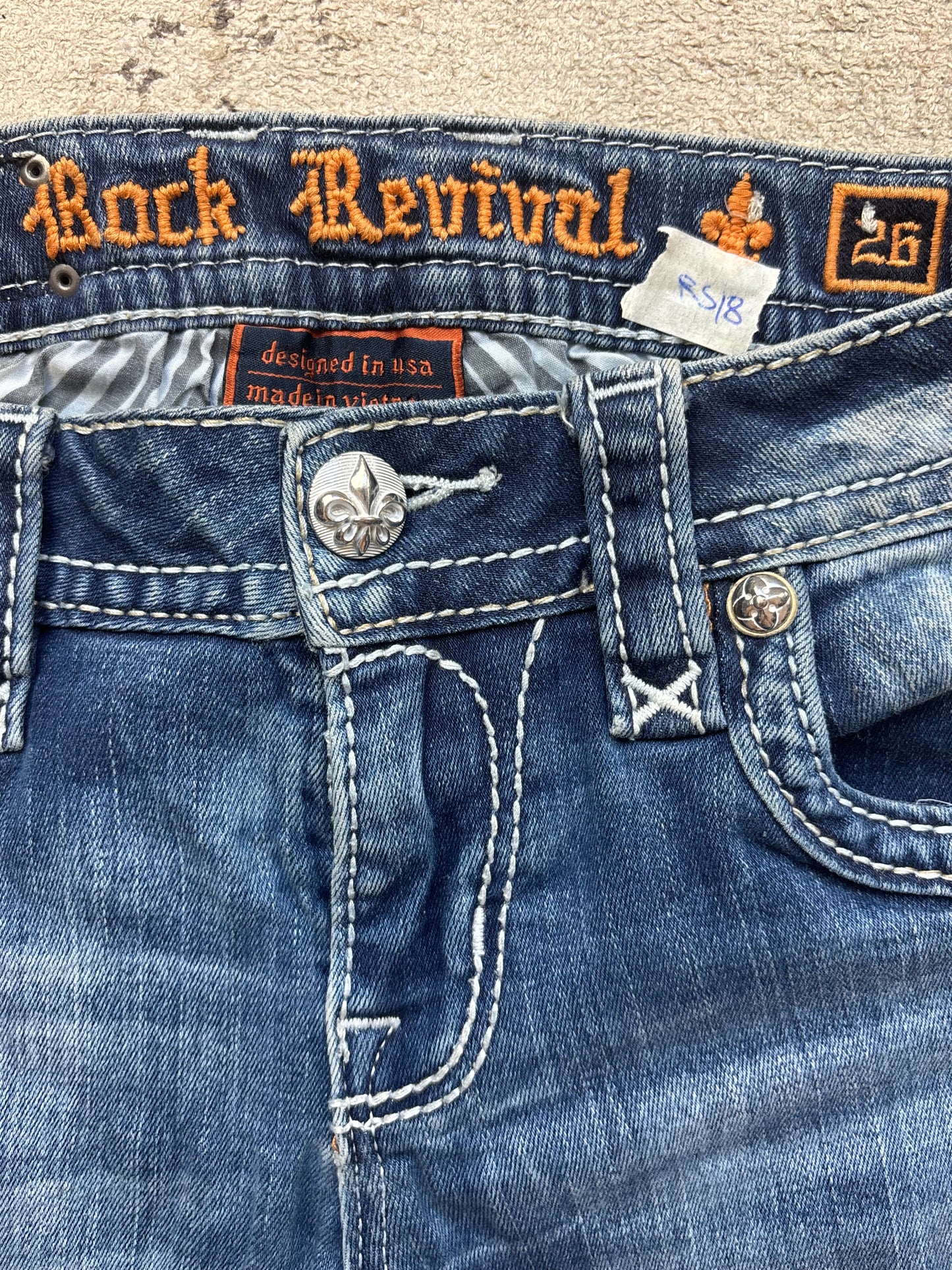ROCK REVIVAL HOT PANT W28 #RS19