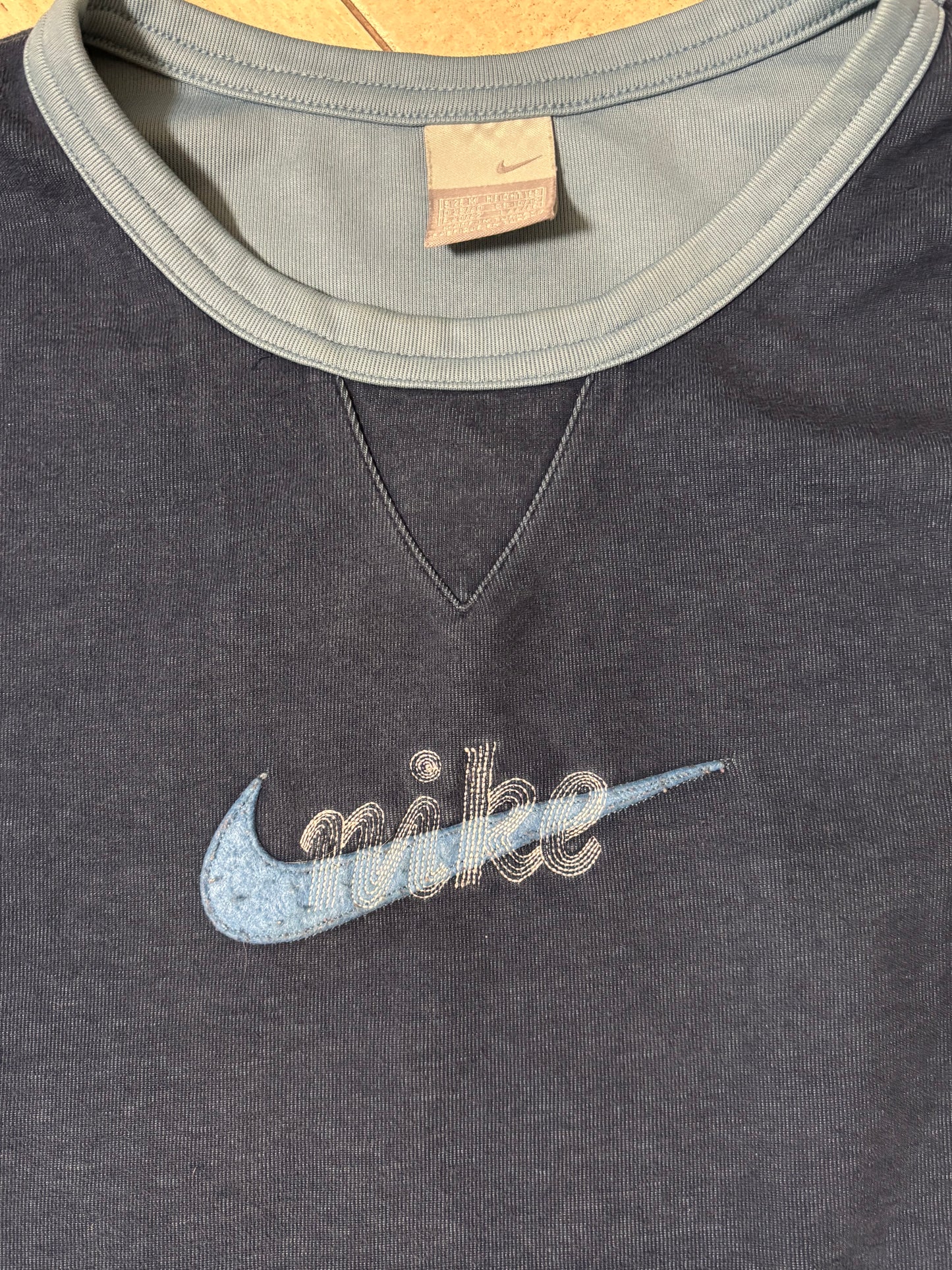 NIKE NAVY SWEATER (S)