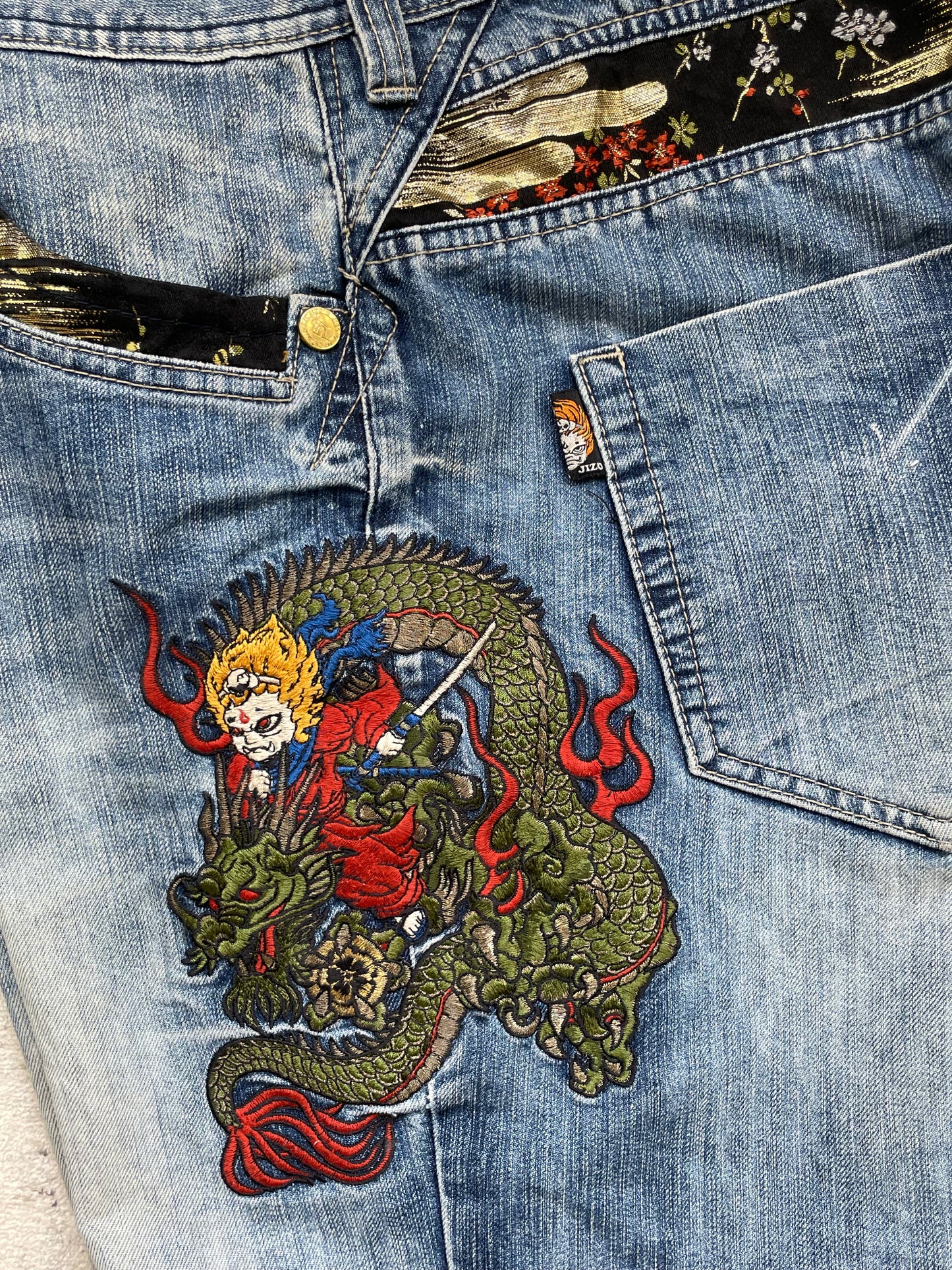 JAPANESE EMBROIDERED DENIM W38 L32 #JAP15