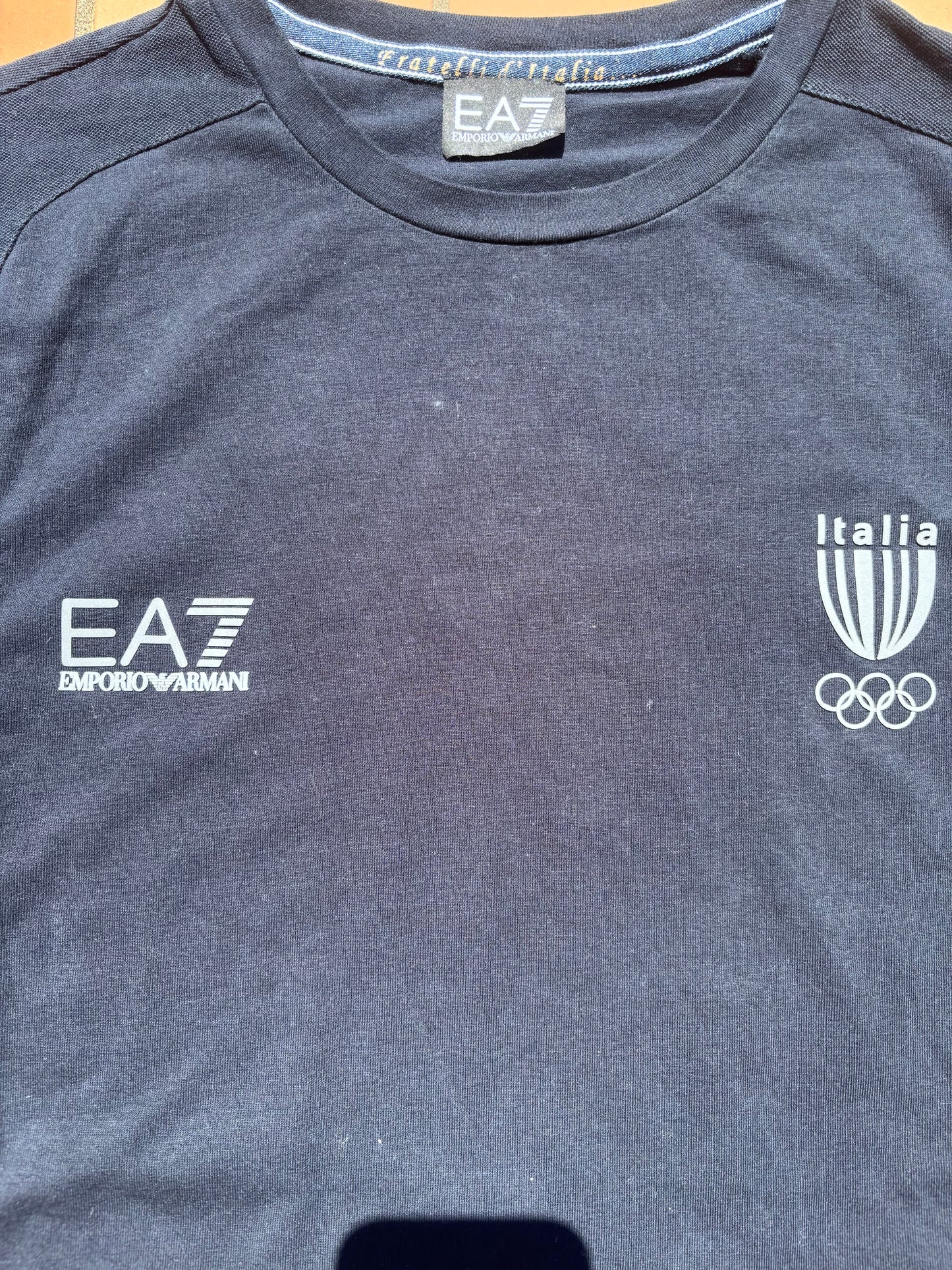 ARMANI ITALIA T-SHIRT (L)