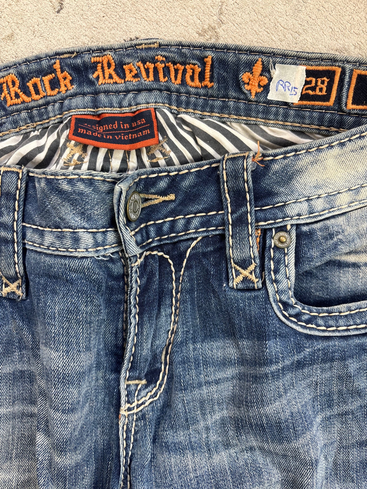 ROCK REVIVAL JEANS W28 L32 #RR15