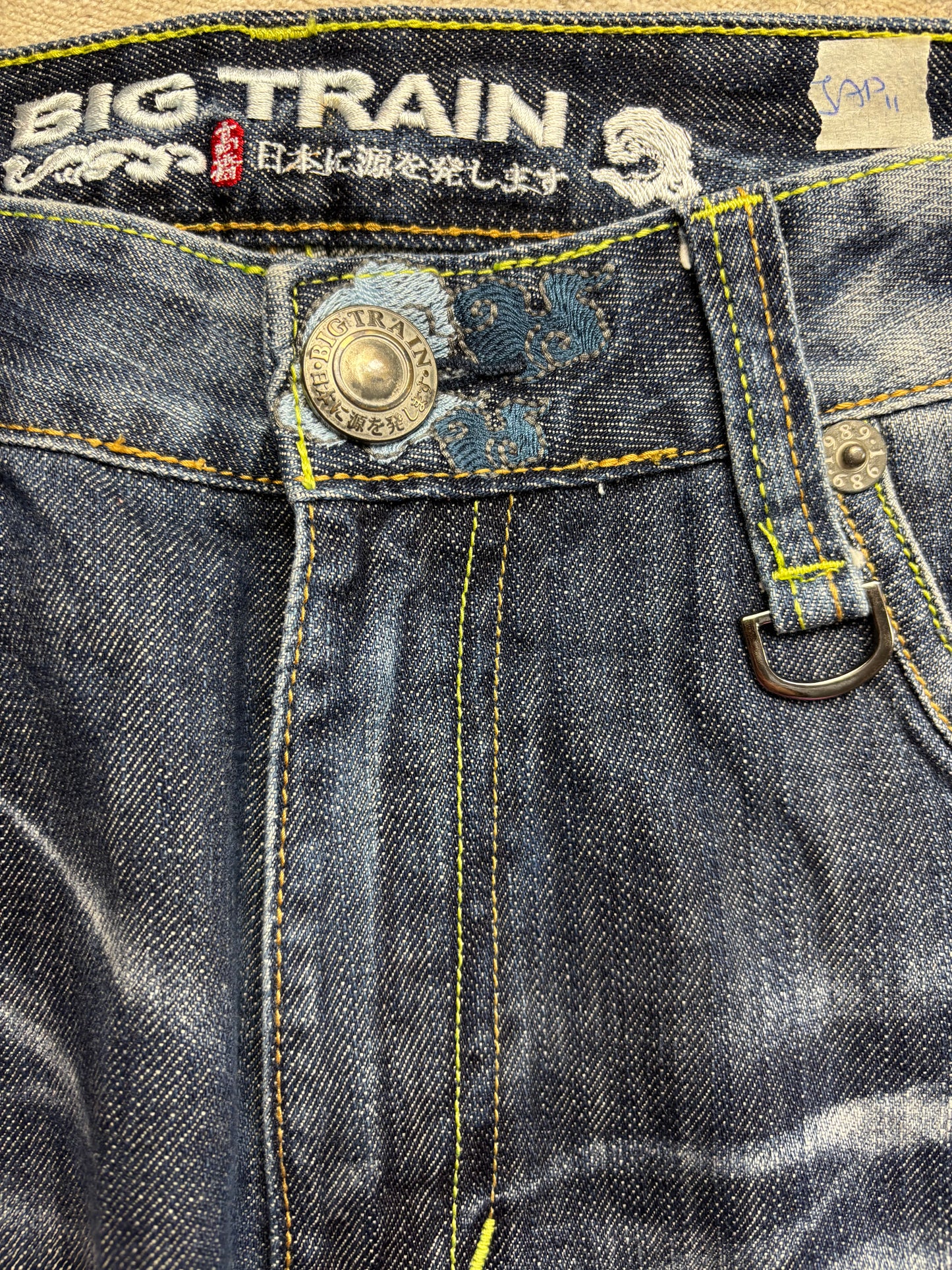 JAPANESE EMBROIDERED DENIM W34 L34 #JAP11