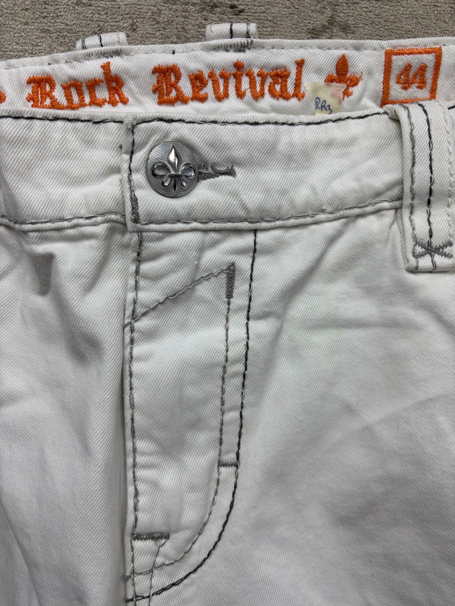 ROCK REVIVAL JEANS W44 L34 #RR3