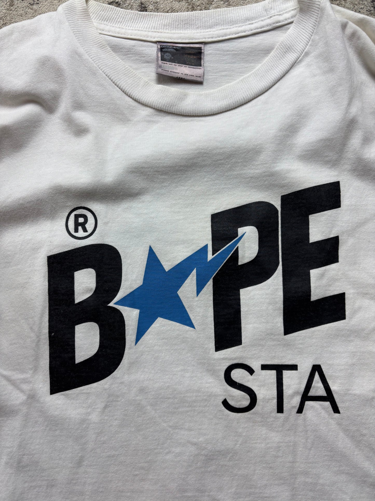 BAPE WHITE LONGSLEEVE (M)