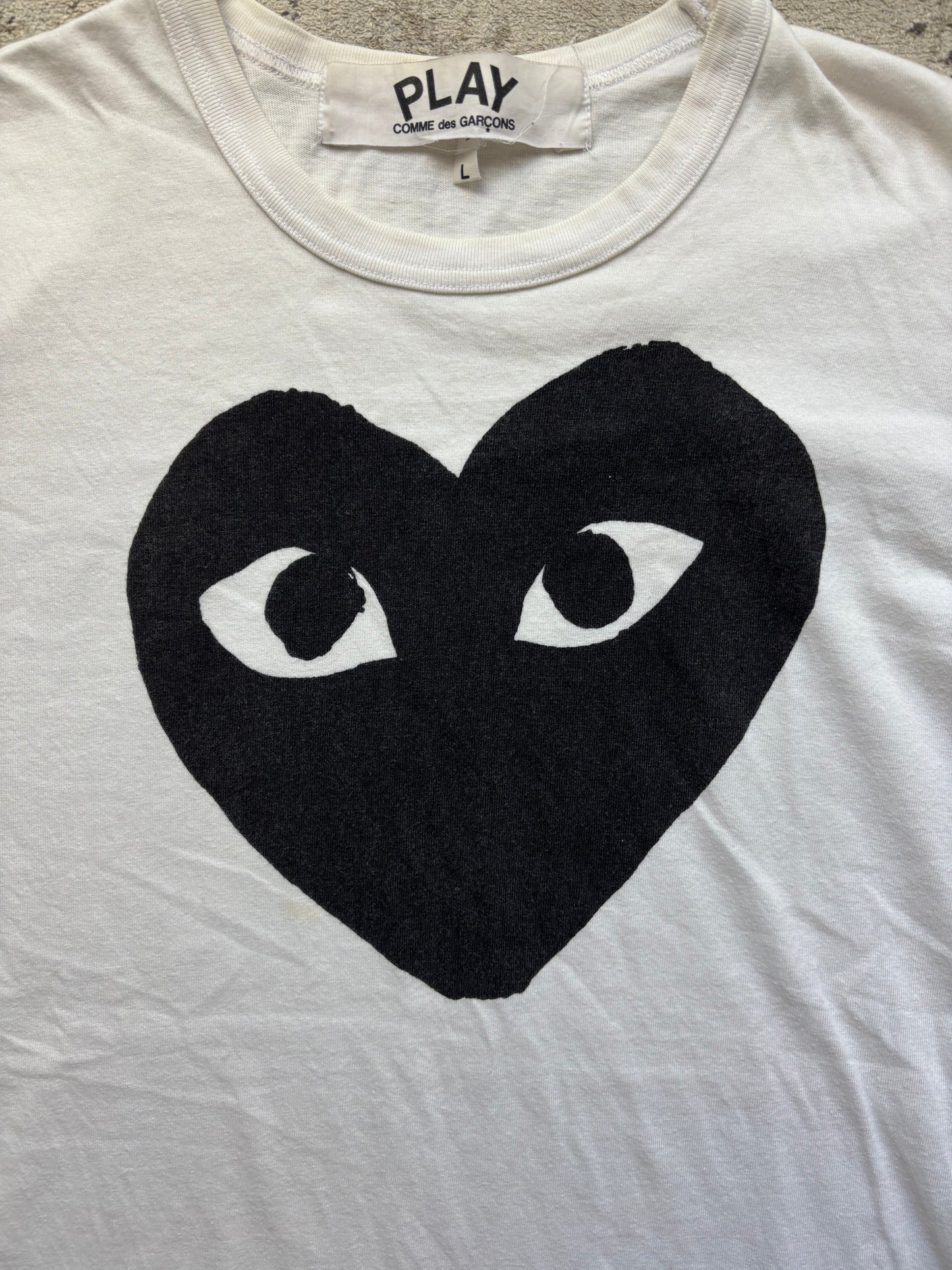 CDG PLAY WHITE T-SHIRT (M)