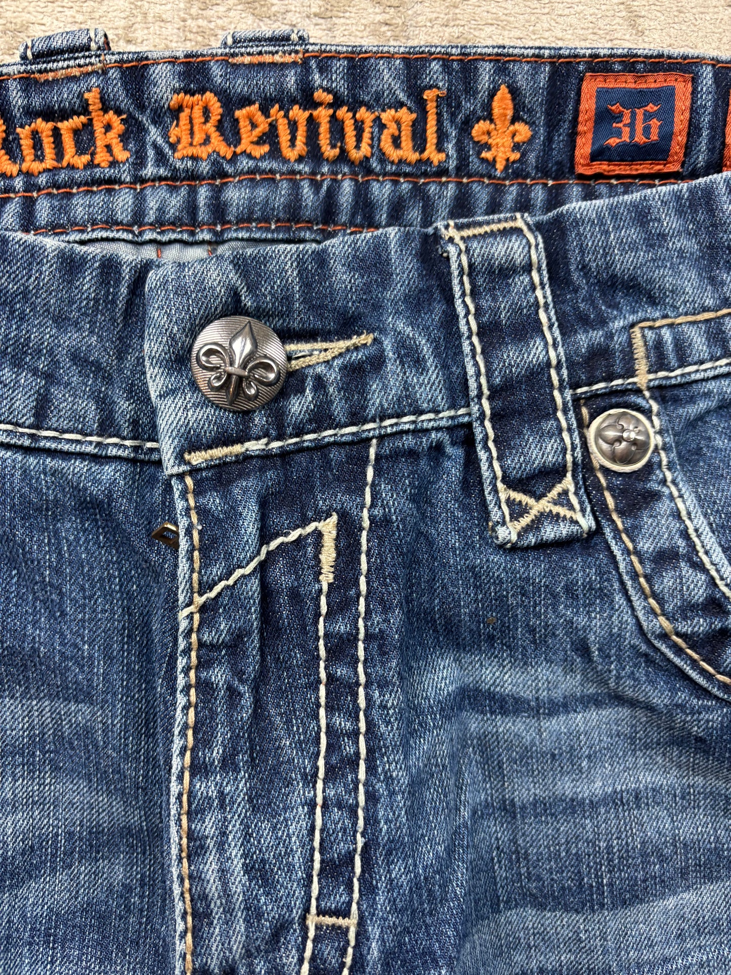 ROCK REVIVAL JEANS W36 L32