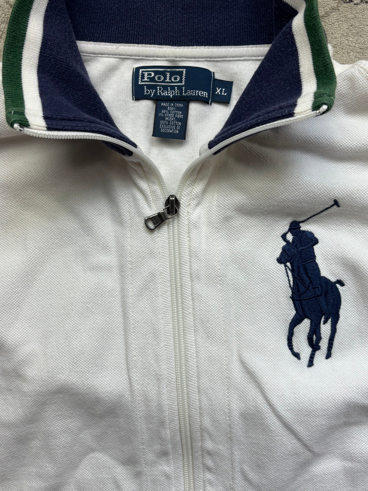RALPH LAUREN WHITE ZIP UP VEST (L/XL)