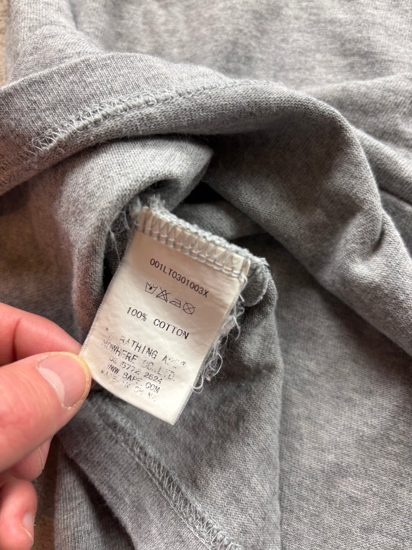 BAPE GREY T-SHIRT (L/XL)