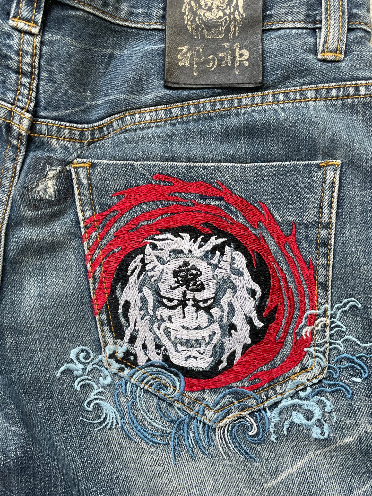 JAPANESE EMBROIDERED DENIM W32 L30 #JAP3