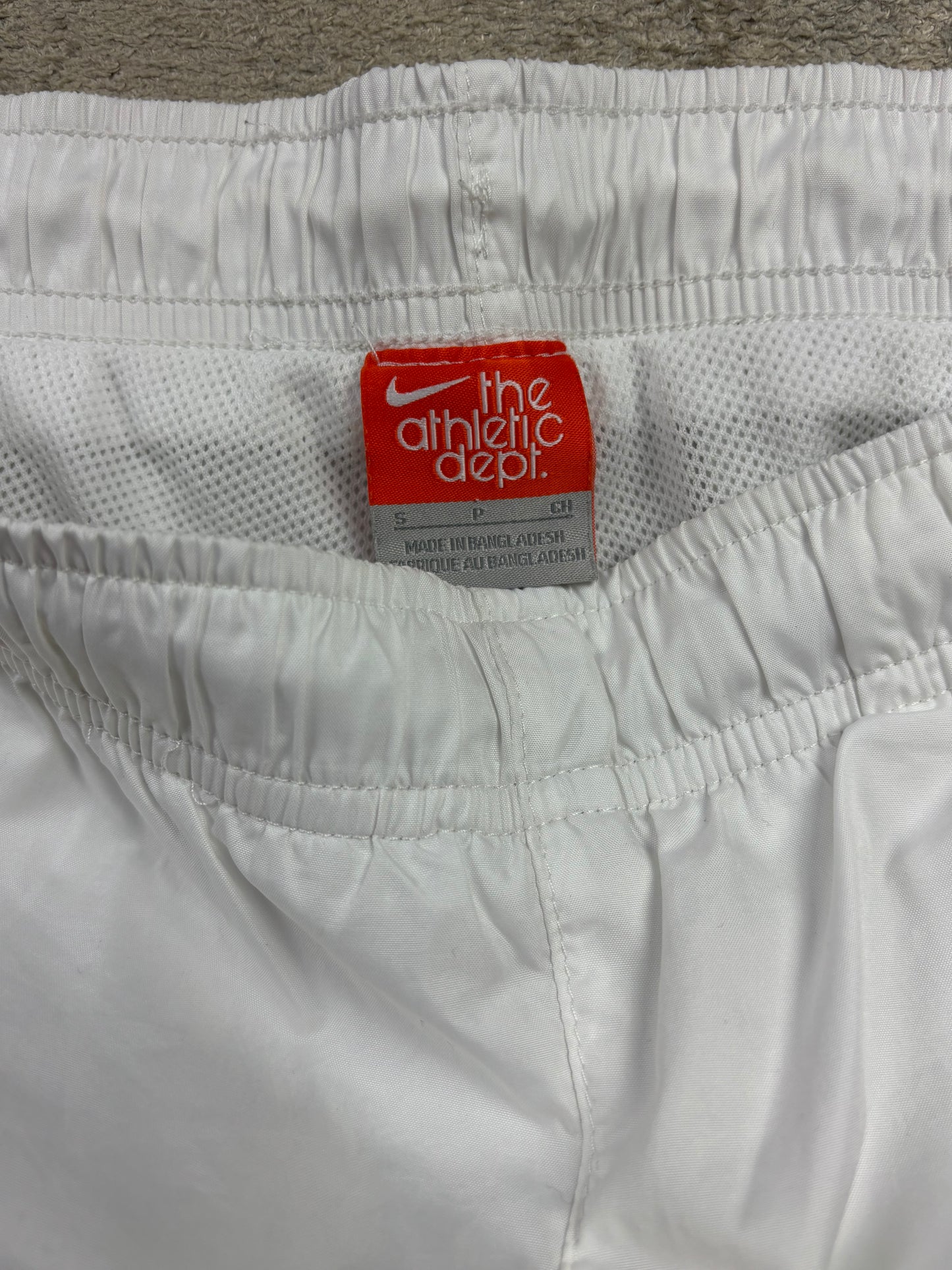 NIKE WHITE TRACKPANT (S)