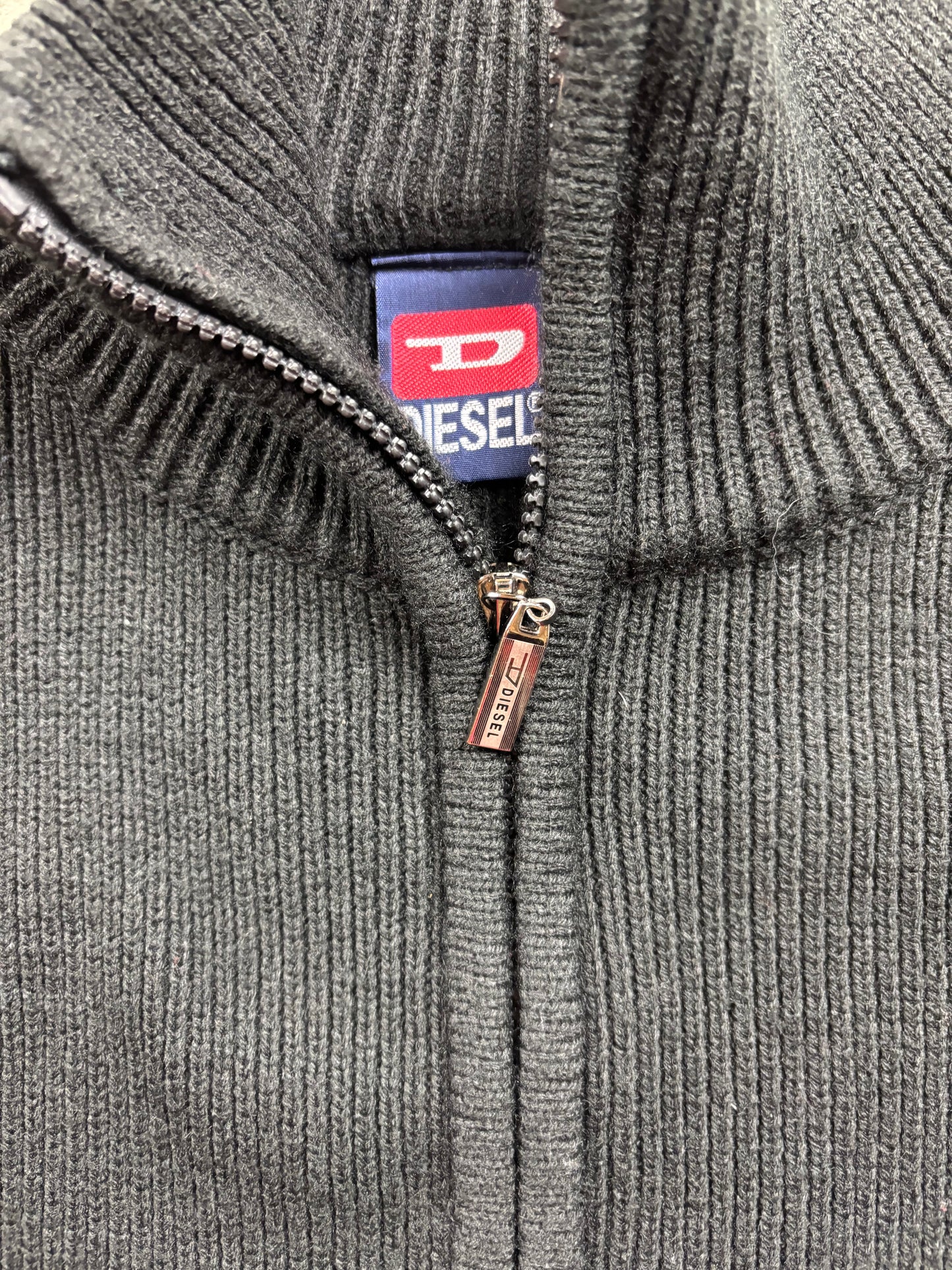 DIESEL ZIP UP KNIT (L)