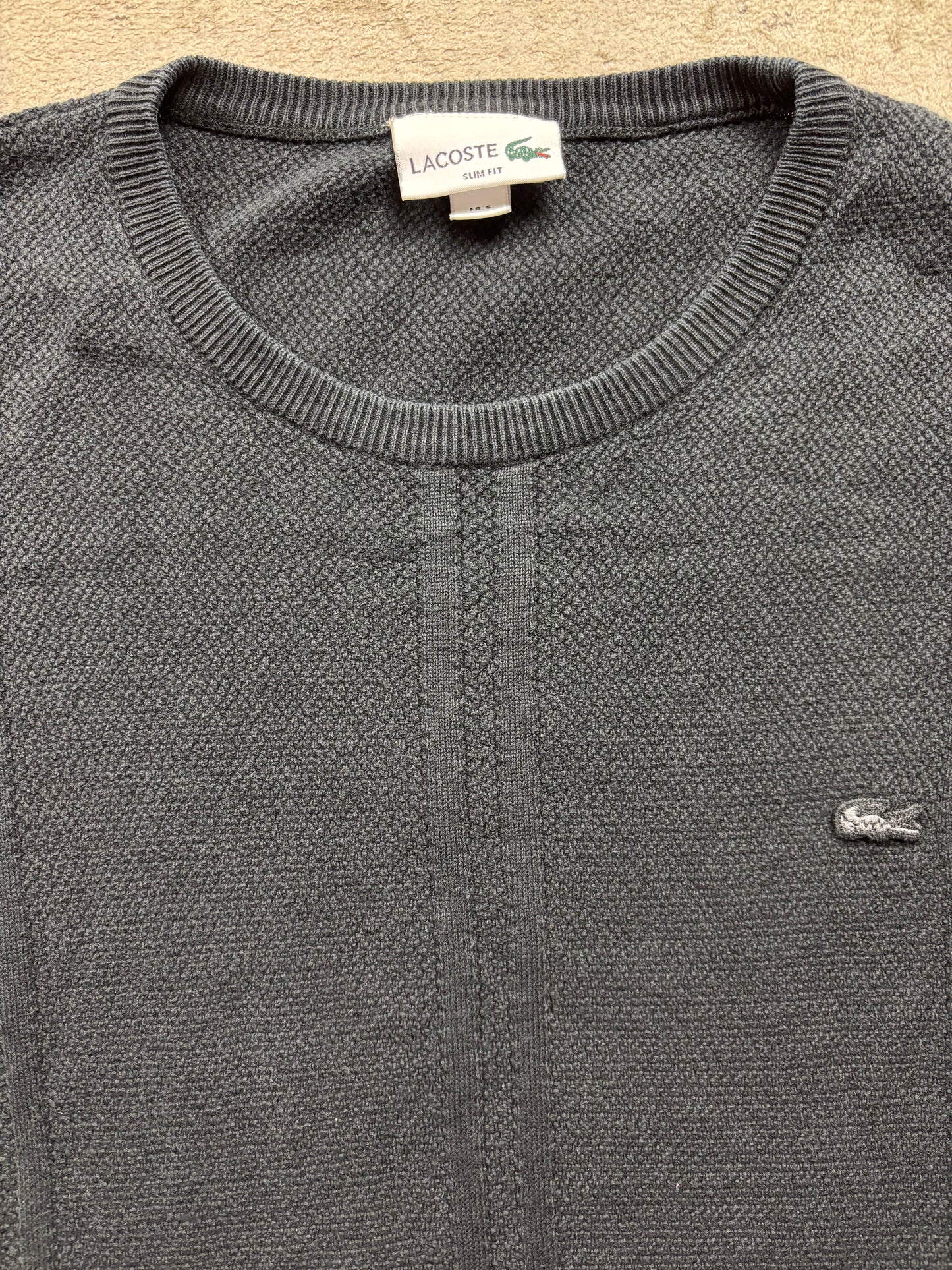 LACOSTE BLACK KNIT (L)